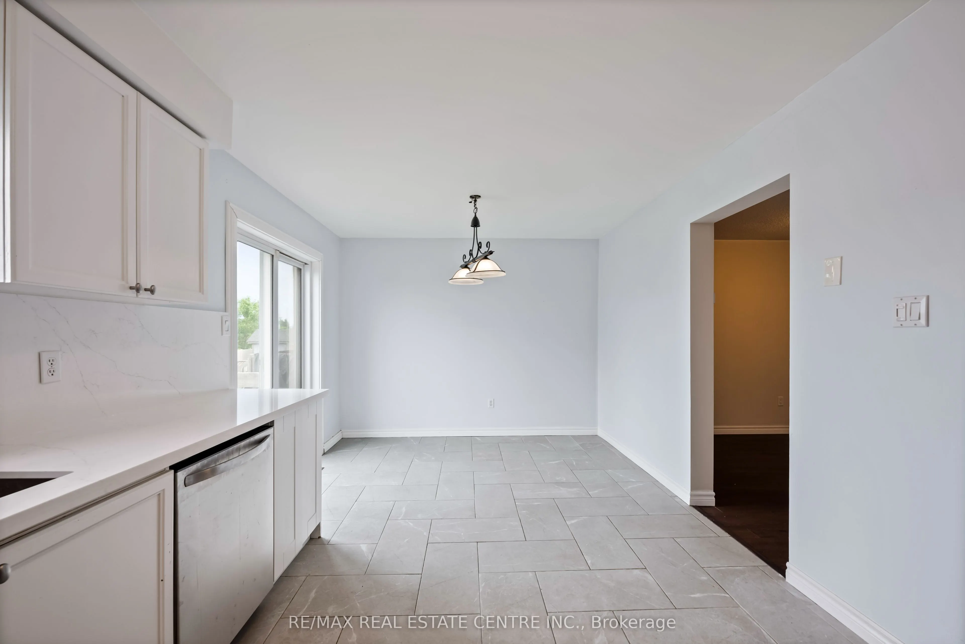 154 Howard Crescent