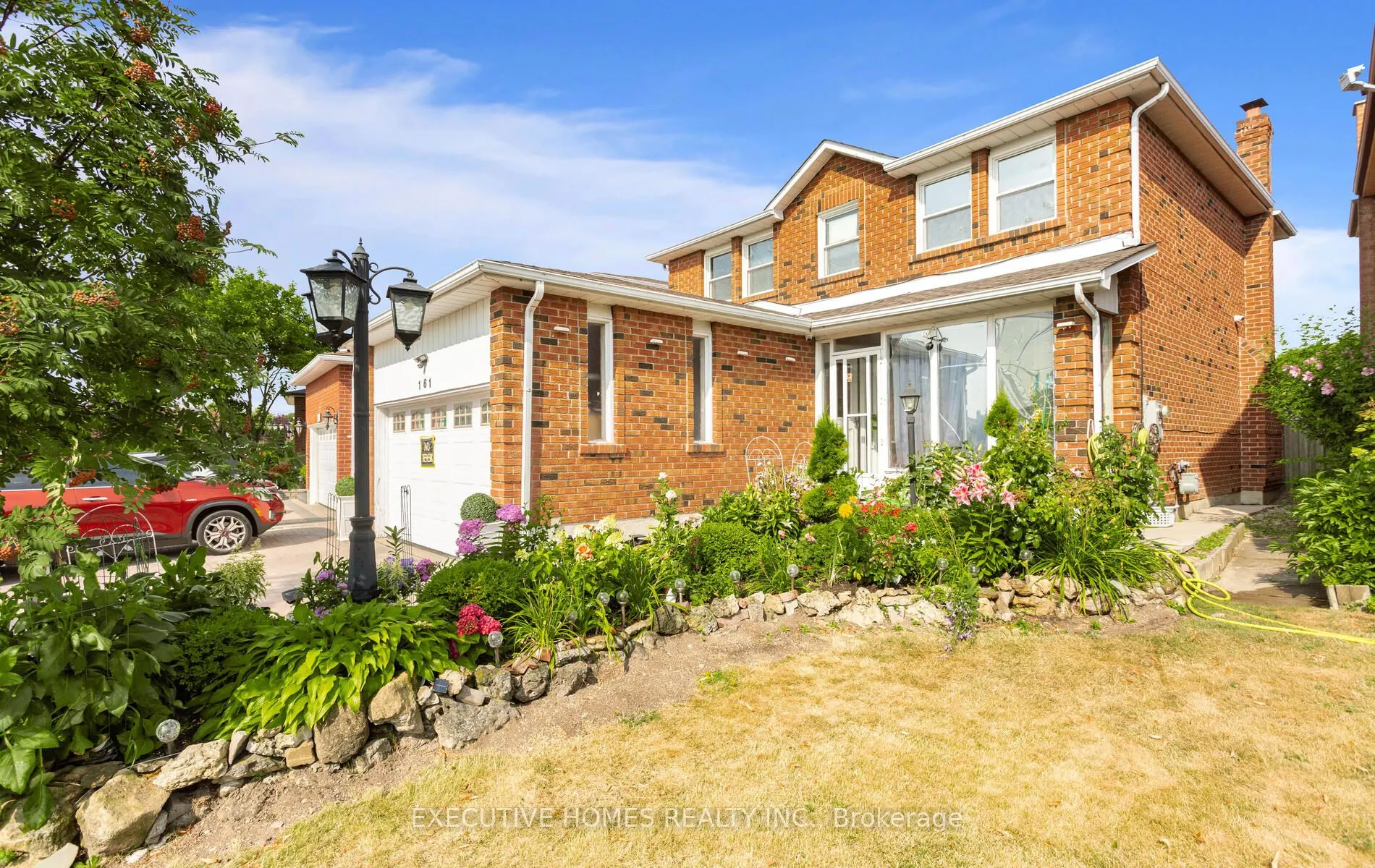 161 Kingsbridge Garden Circle