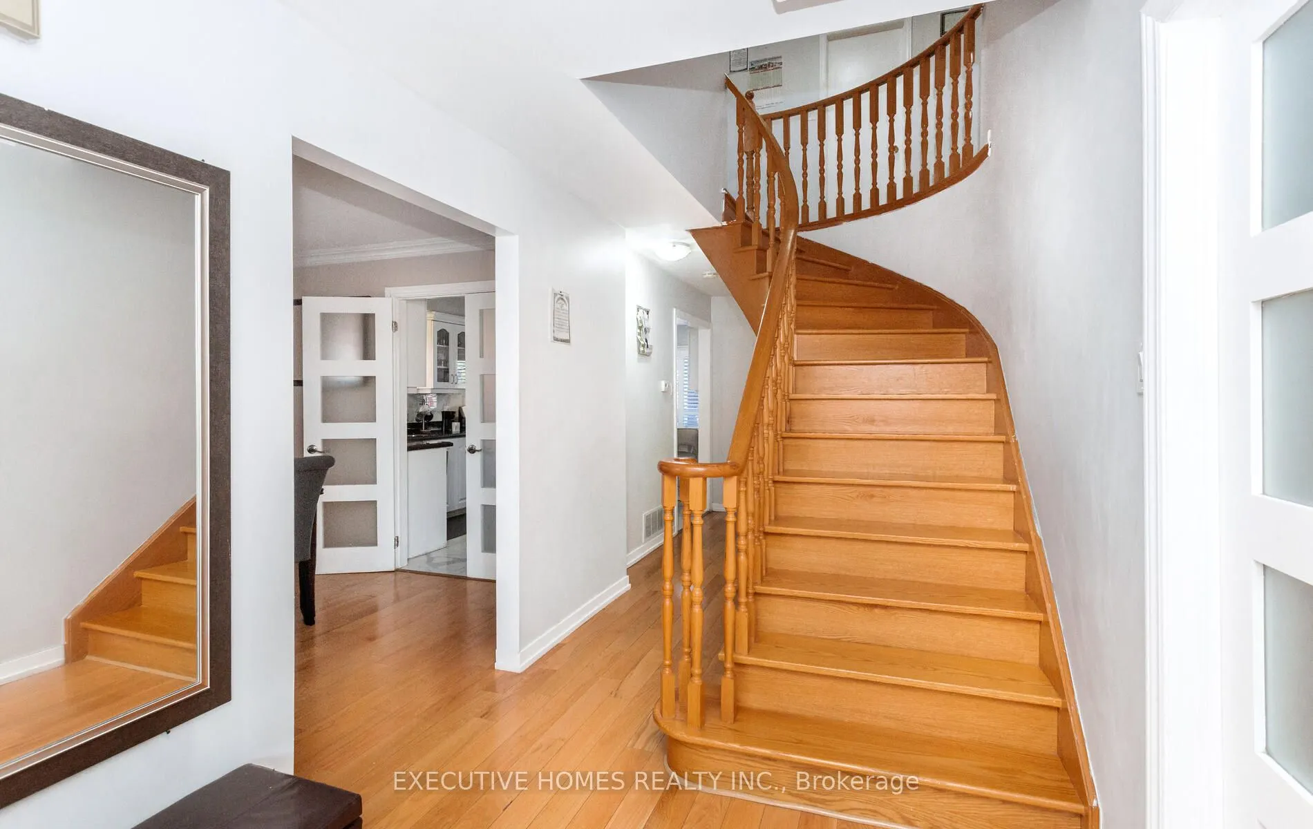 161 Kingsbridge Garden Circle