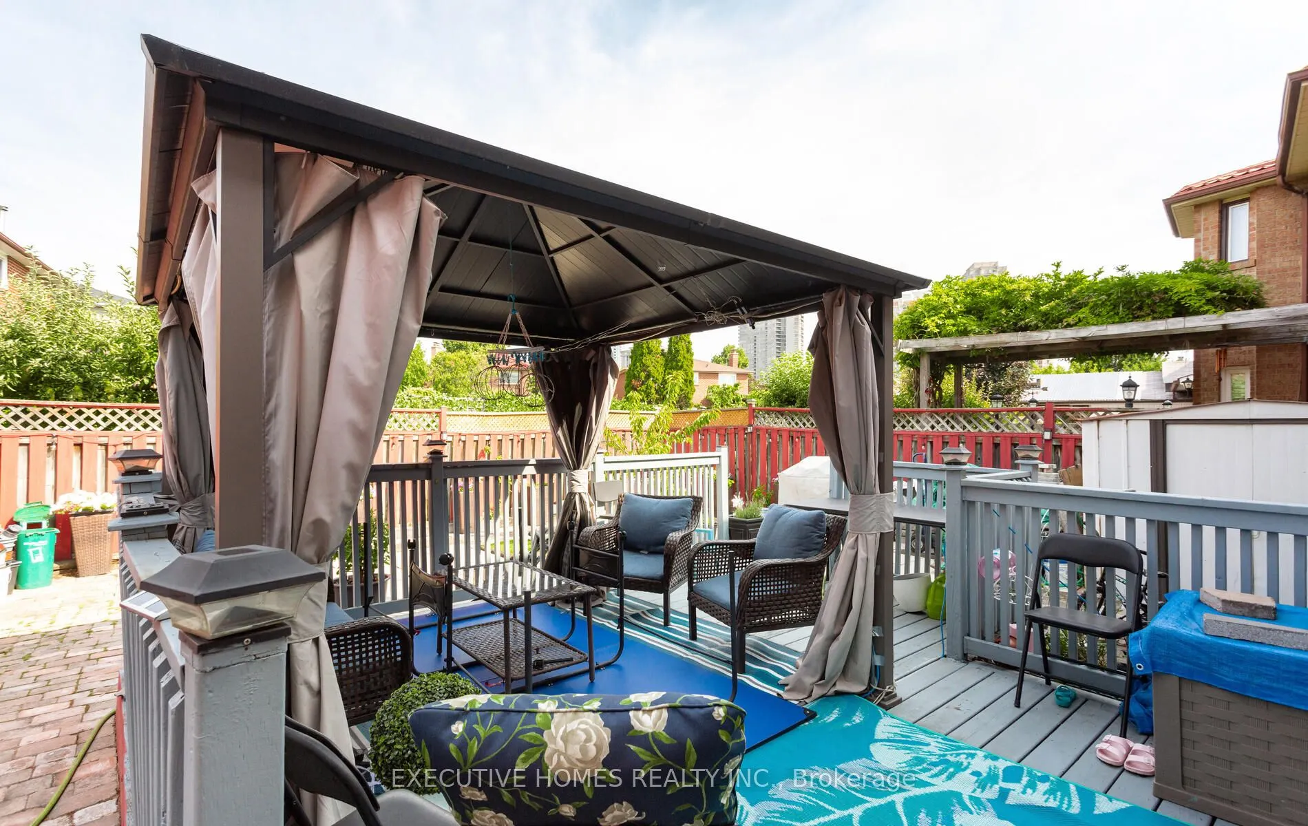 161 Kingsbridge Garden Circle