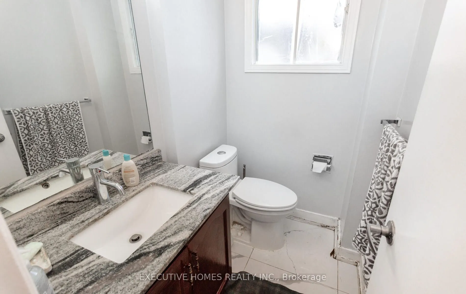 161 Kingsbridge Garden Circle