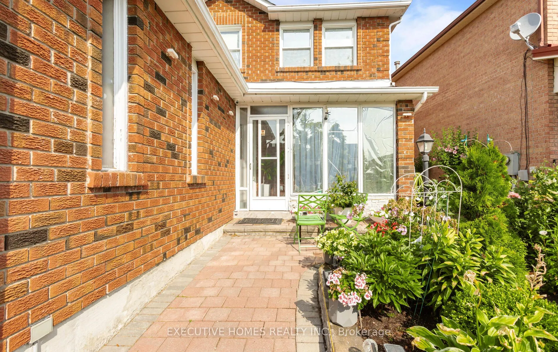 161 Kingsbridge Garden Circle