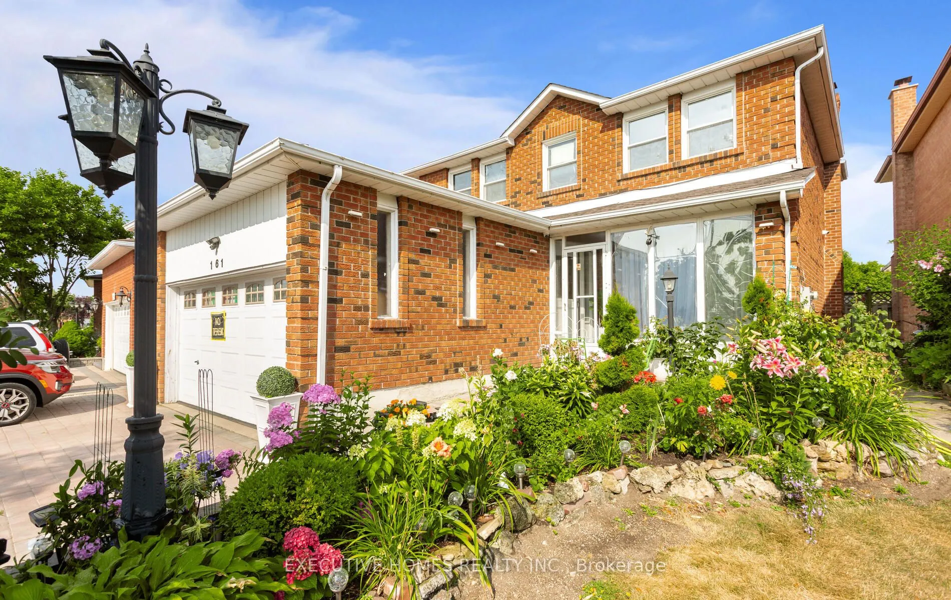 161 Kingsbridge Garden Circle