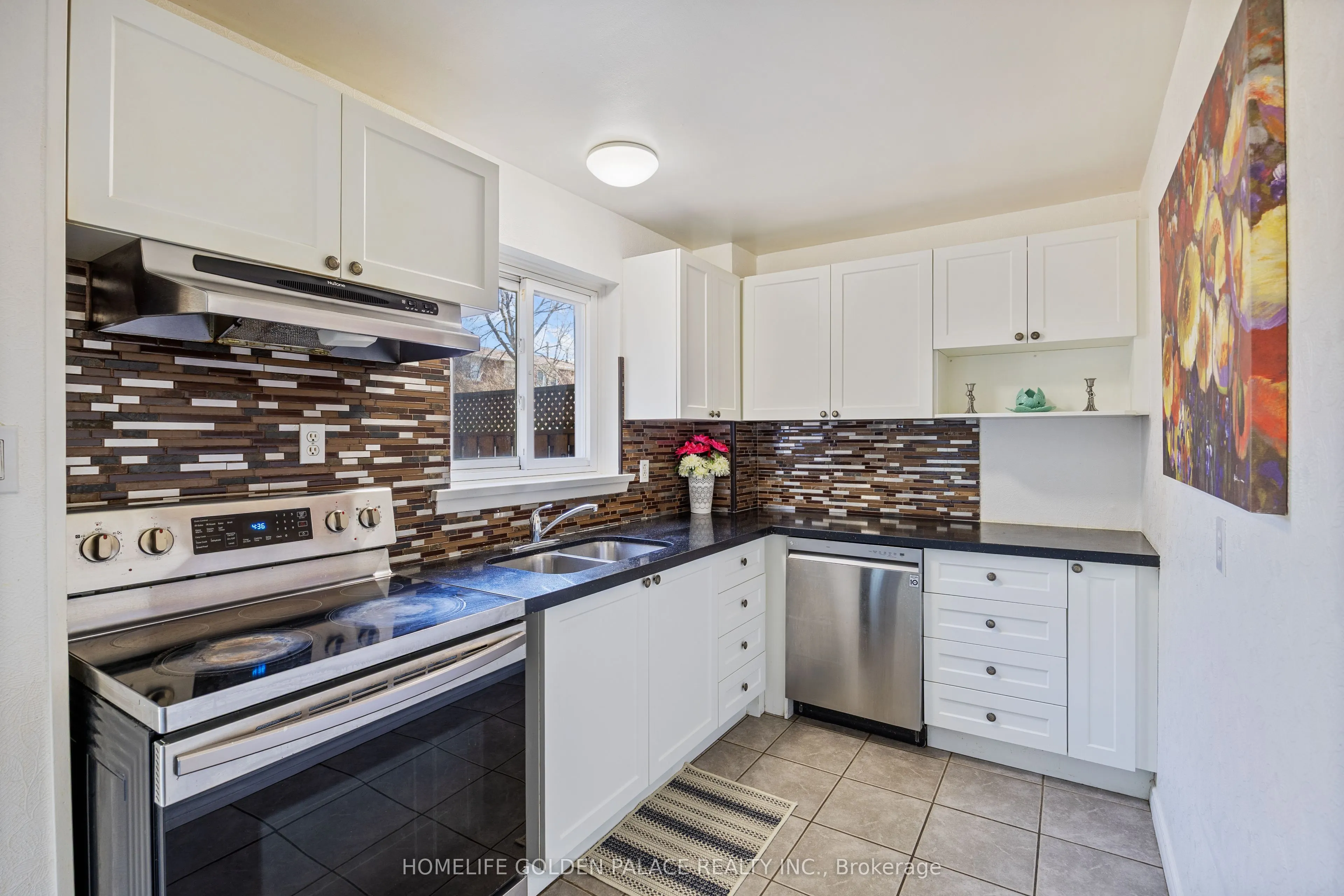 435 Melores Drive