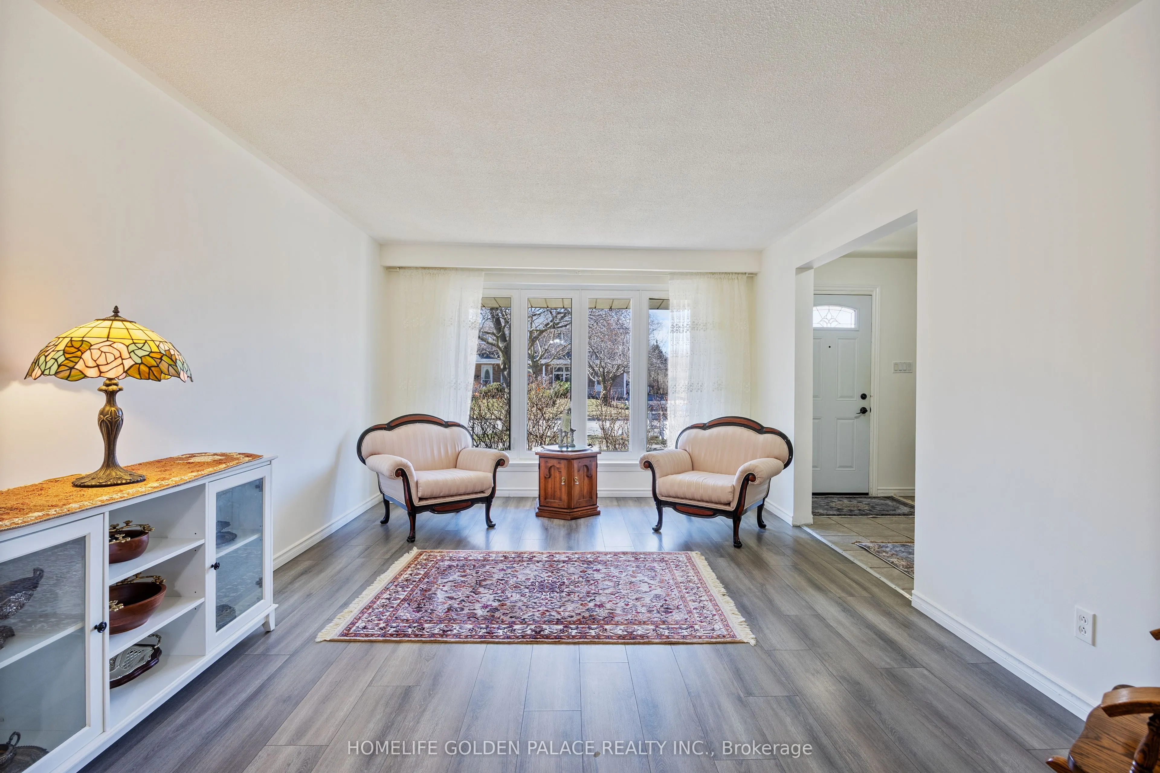 435 Melores Drive