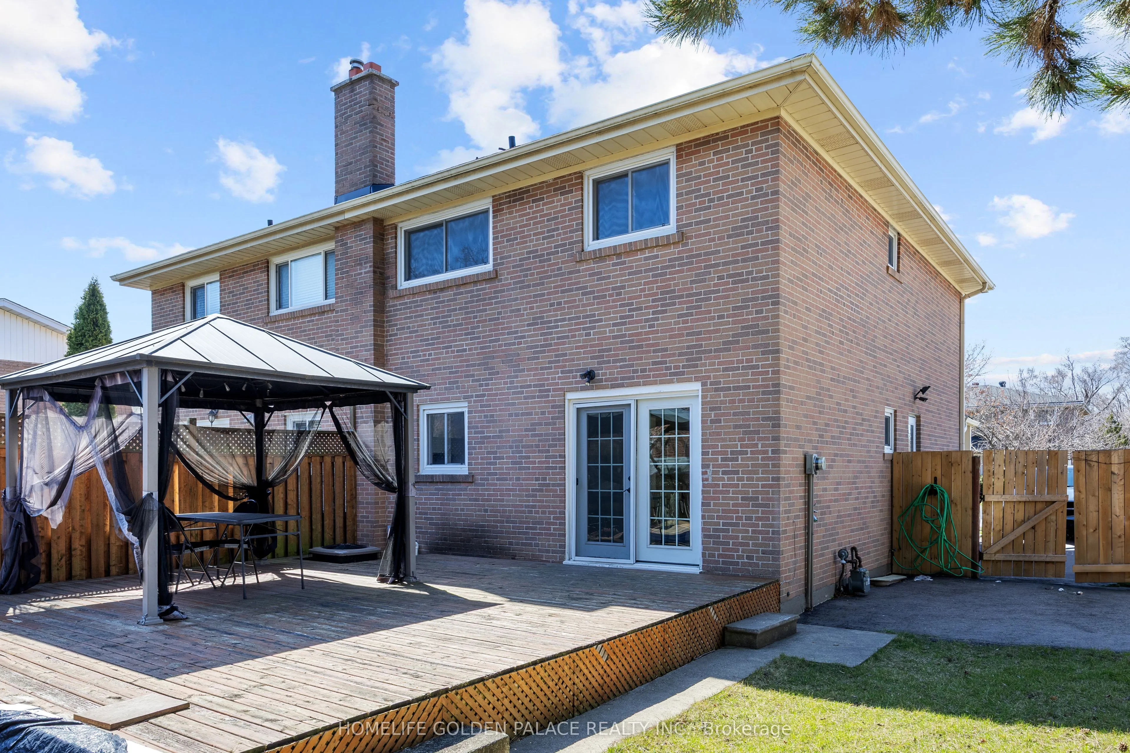 435 Melores Drive