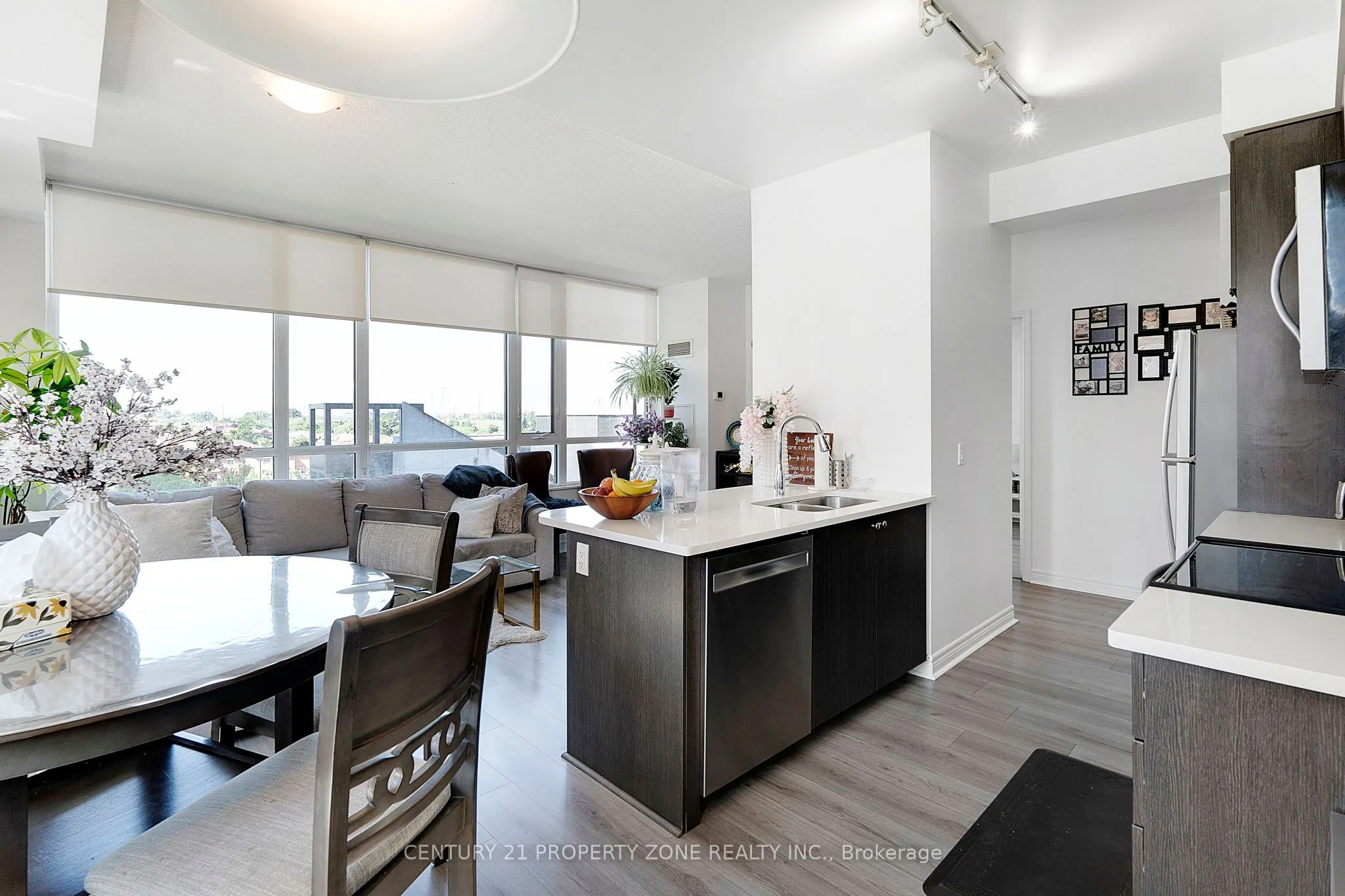 339 Rathburn Road W, ##506