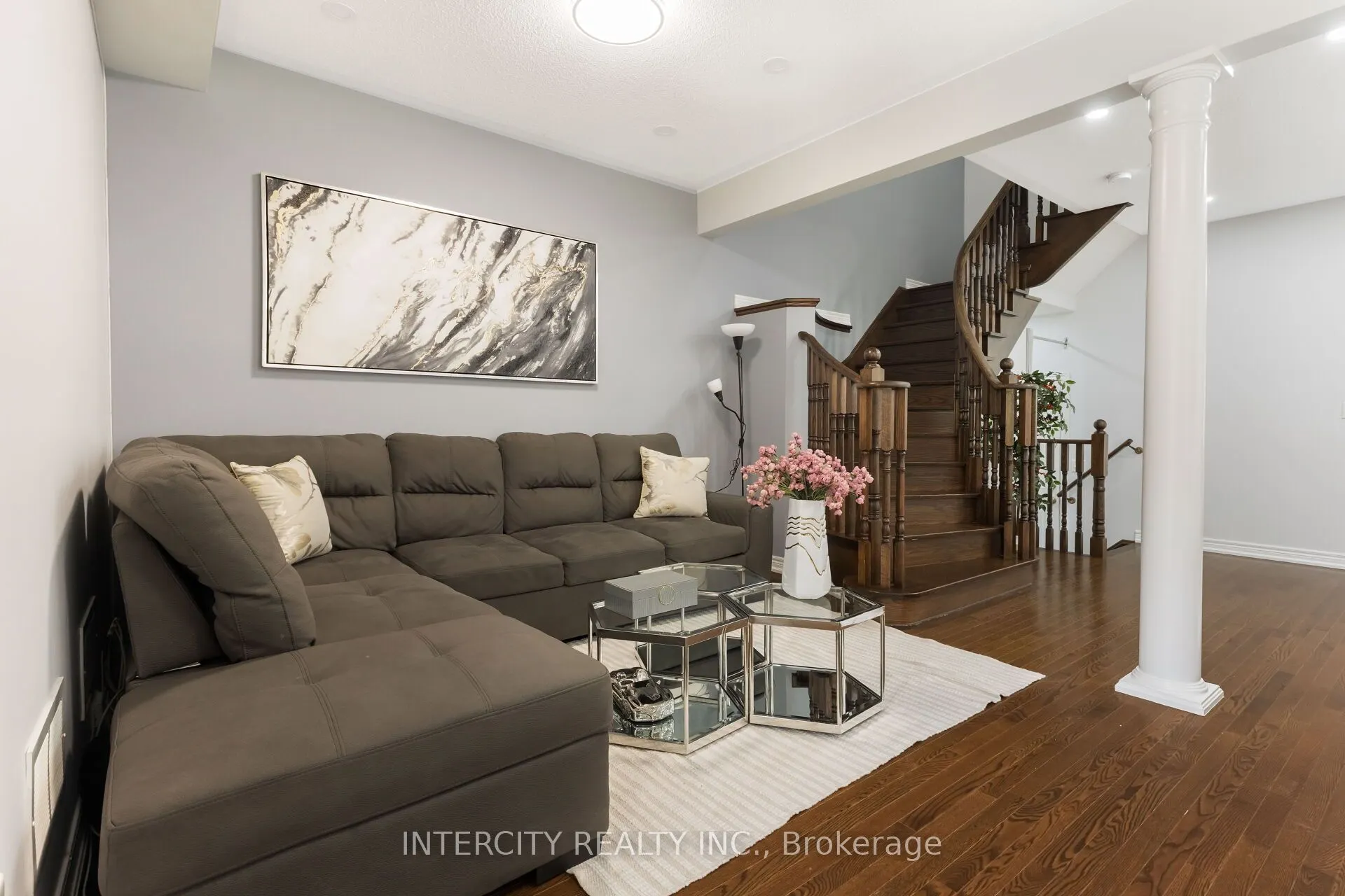 20 Vanderpool Crescent