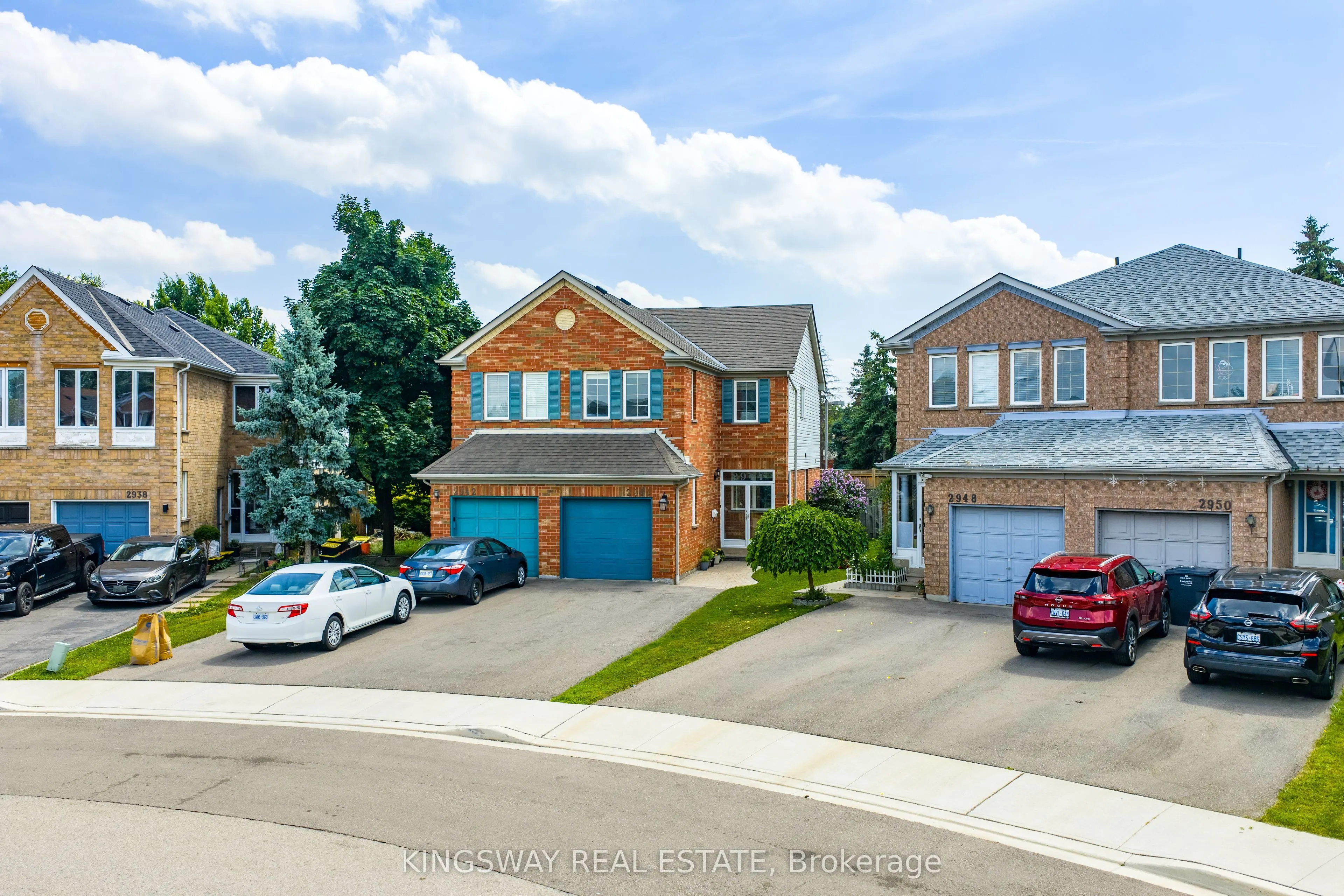 2944 Westbury Court S