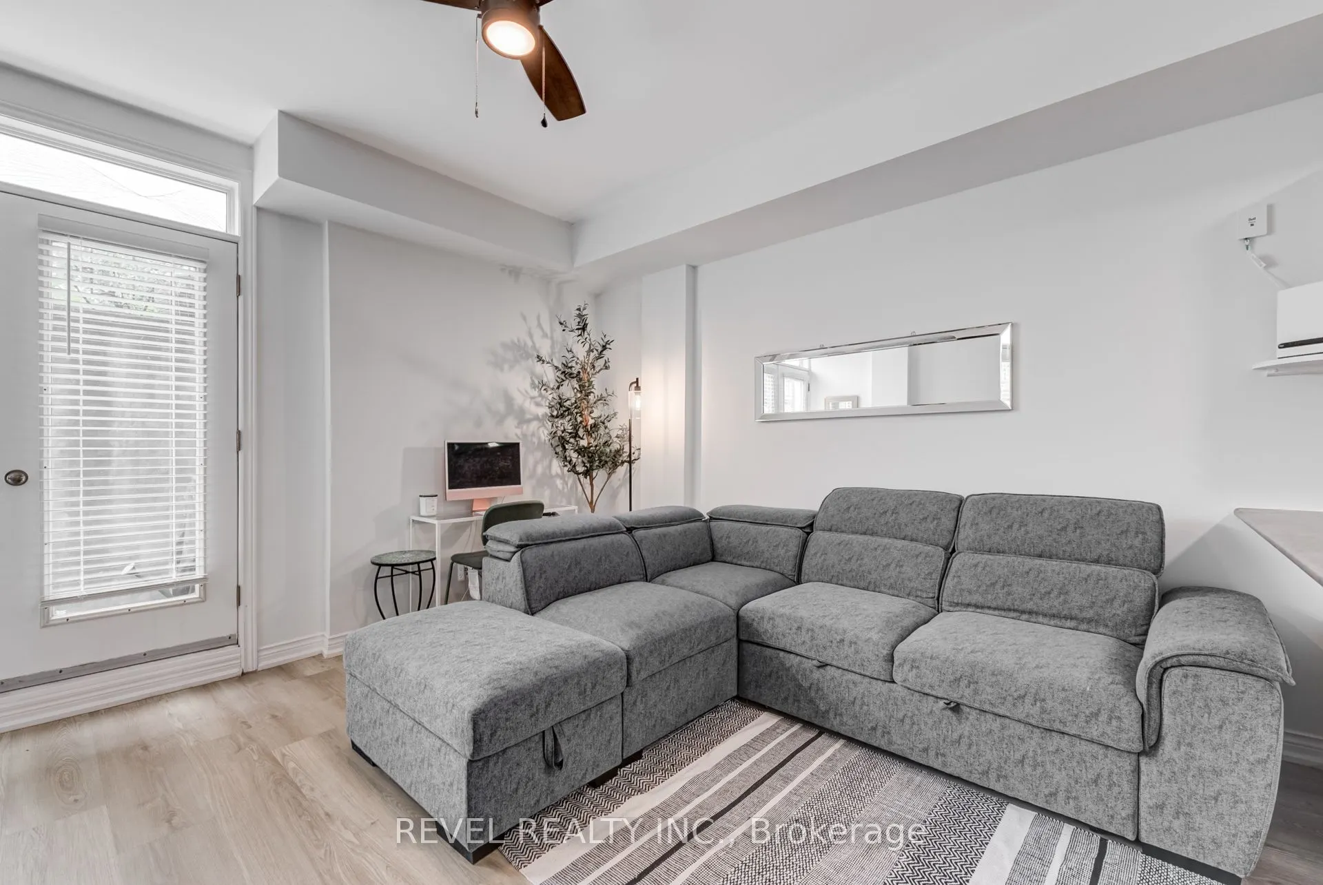 98 Connolly Street, #47
