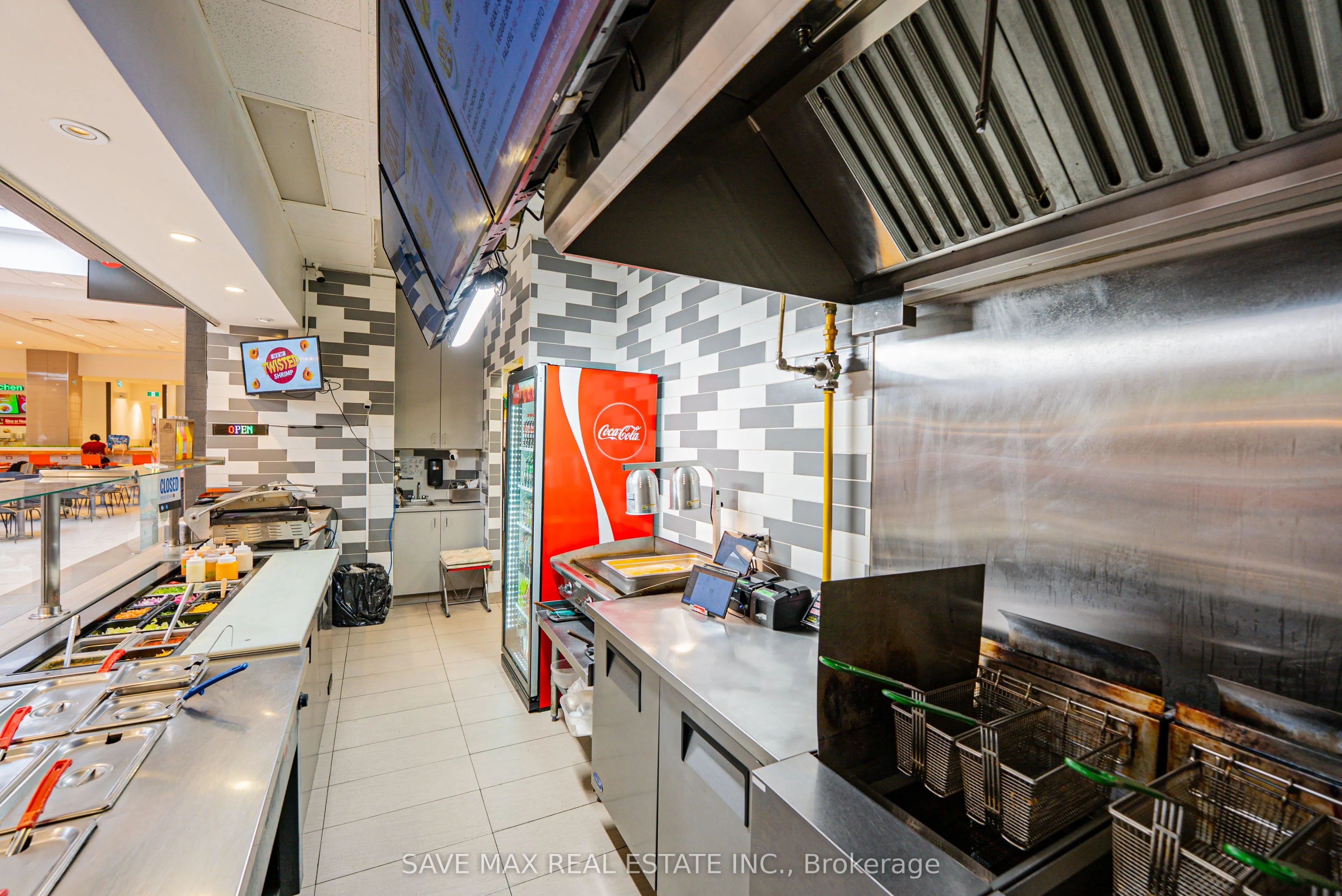 700 Lawrence Avenue W, #230