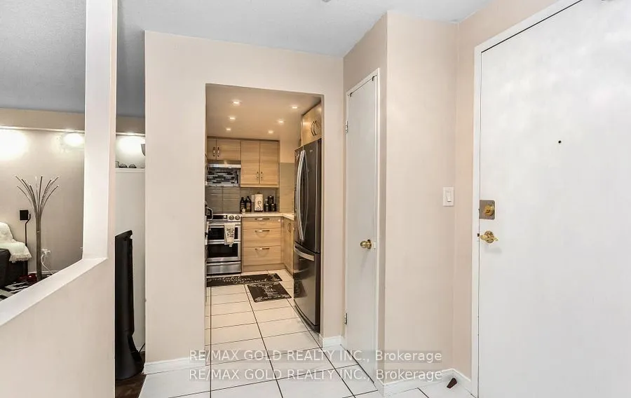 155 Hillcrest Avenue, #1213
