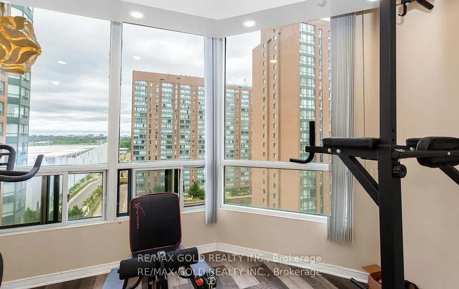 155 Hillcrest Avenue, #1213