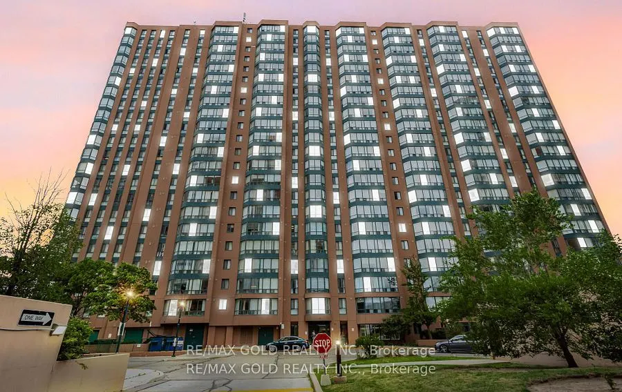 155 Hillcrest Avenue, #1213