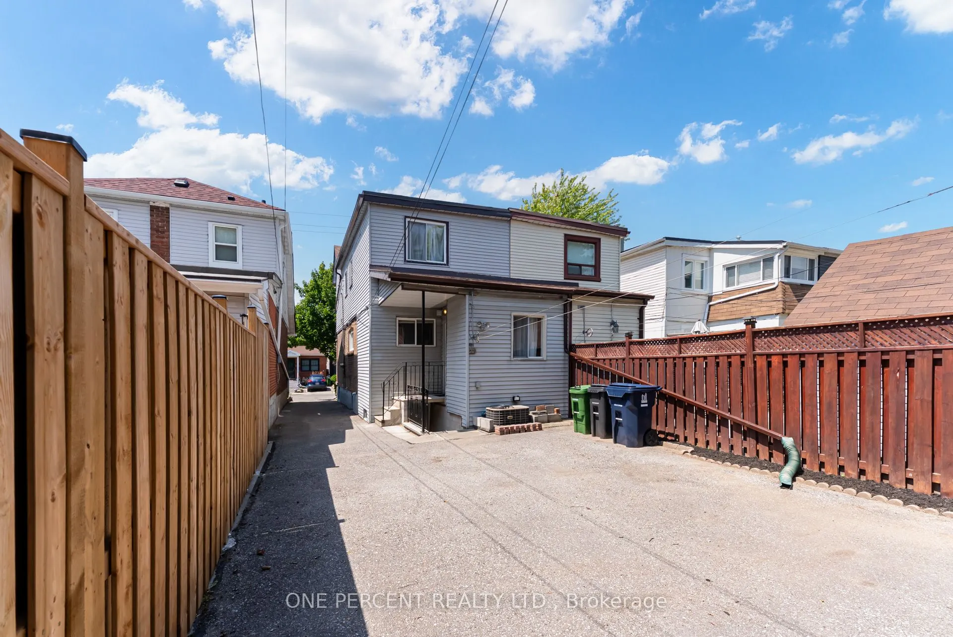 143 Silverthorn Avenue