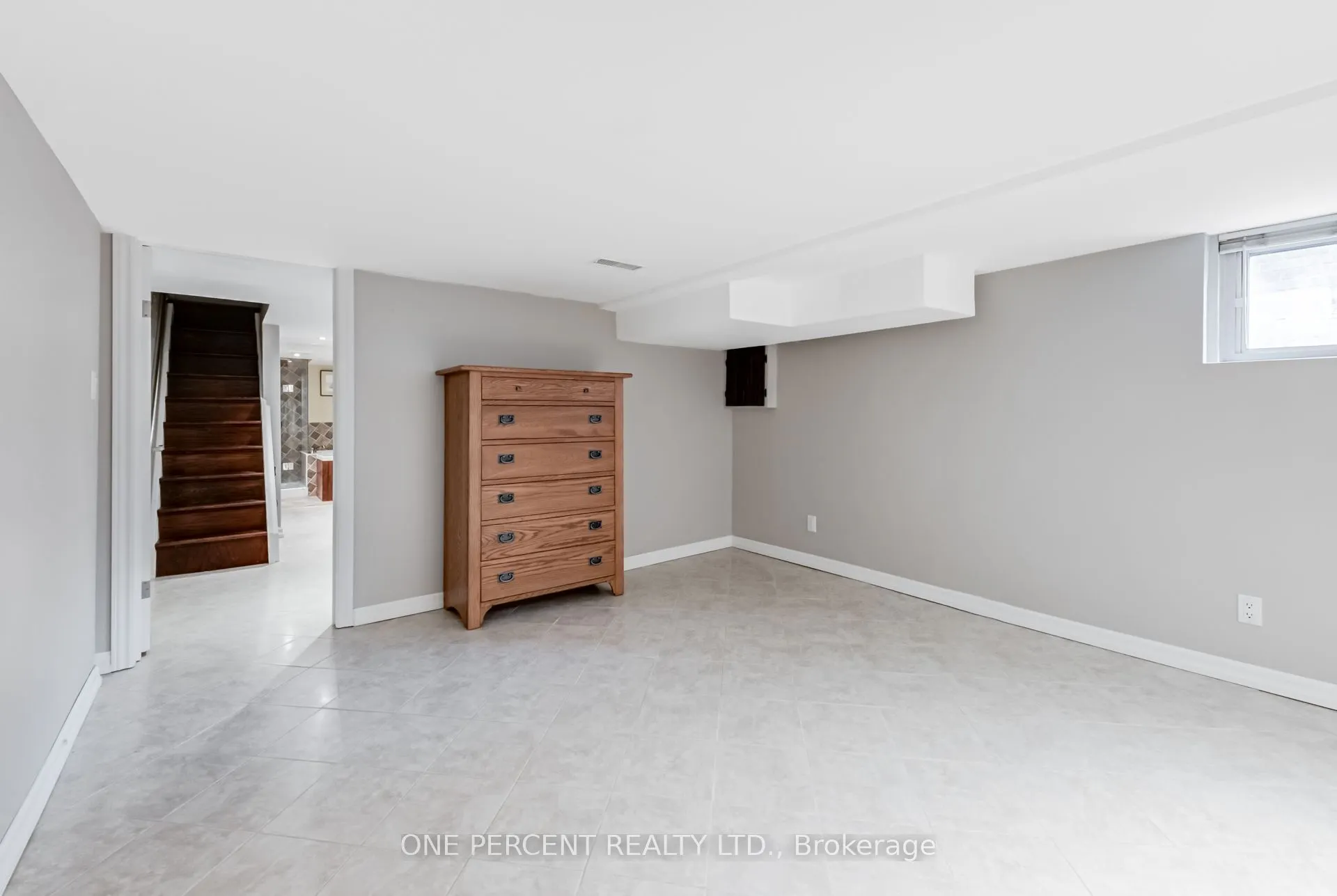 143 Silverthorn Avenue