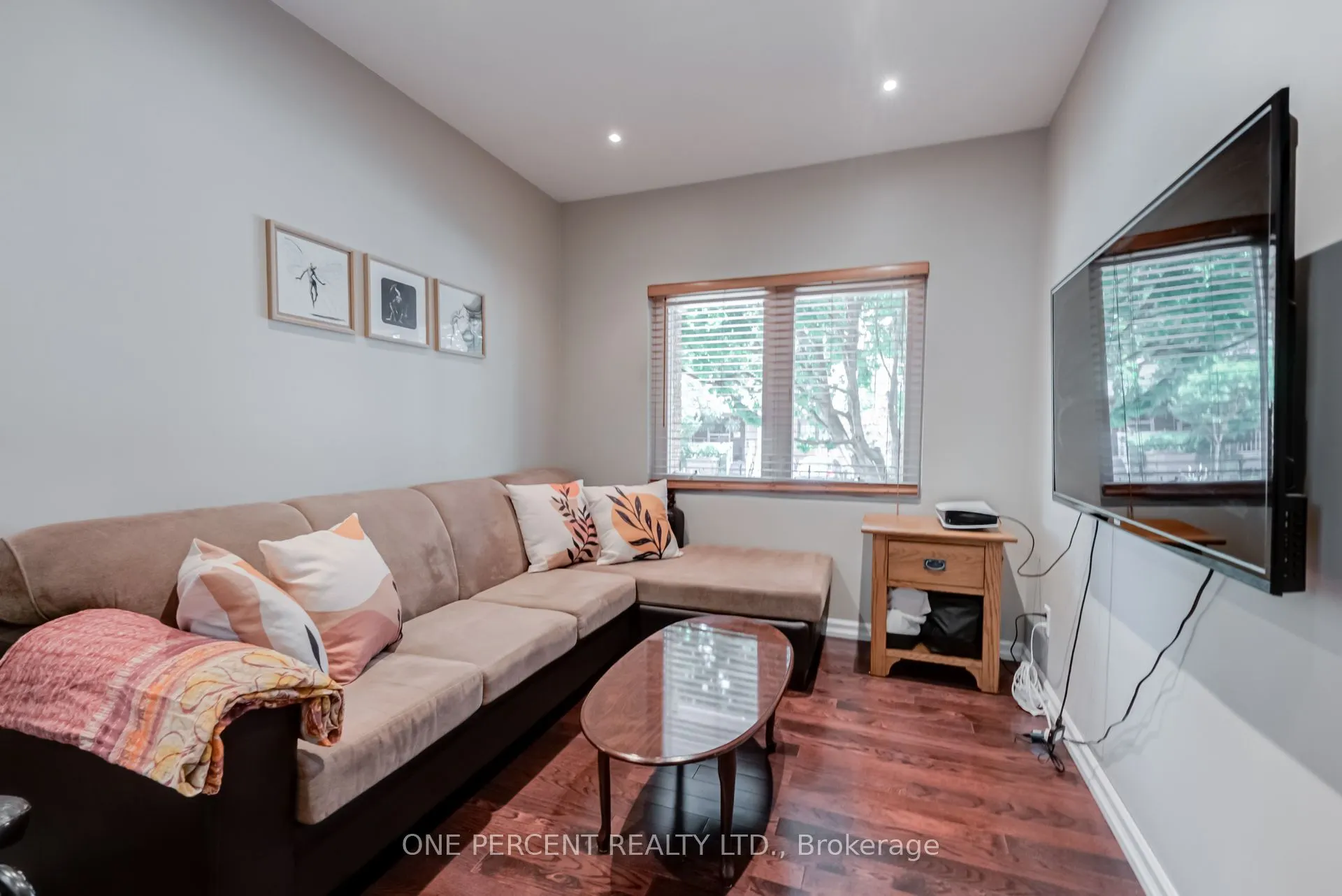 143 Silverthorn Avenue