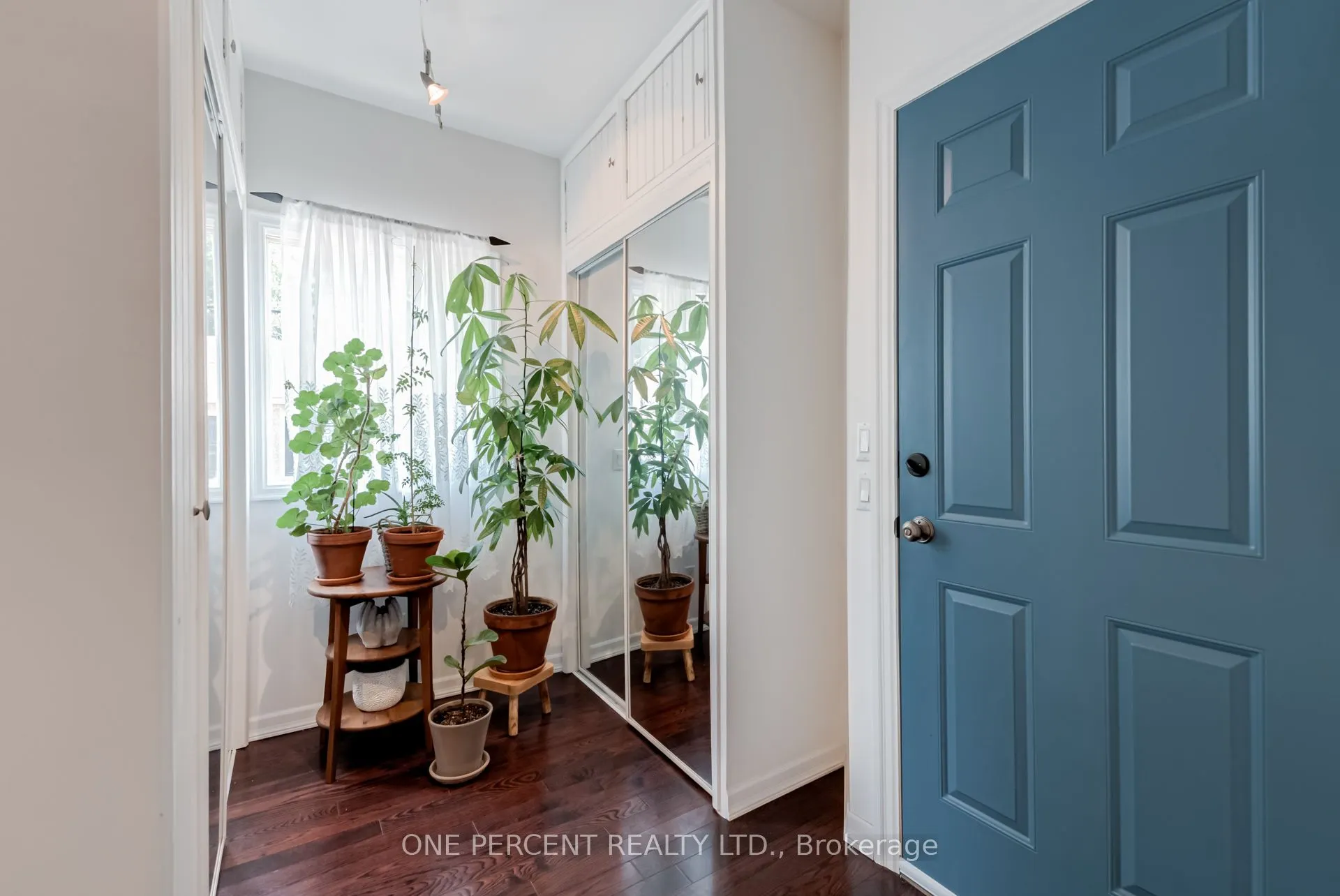 143 Silverthorn Avenue