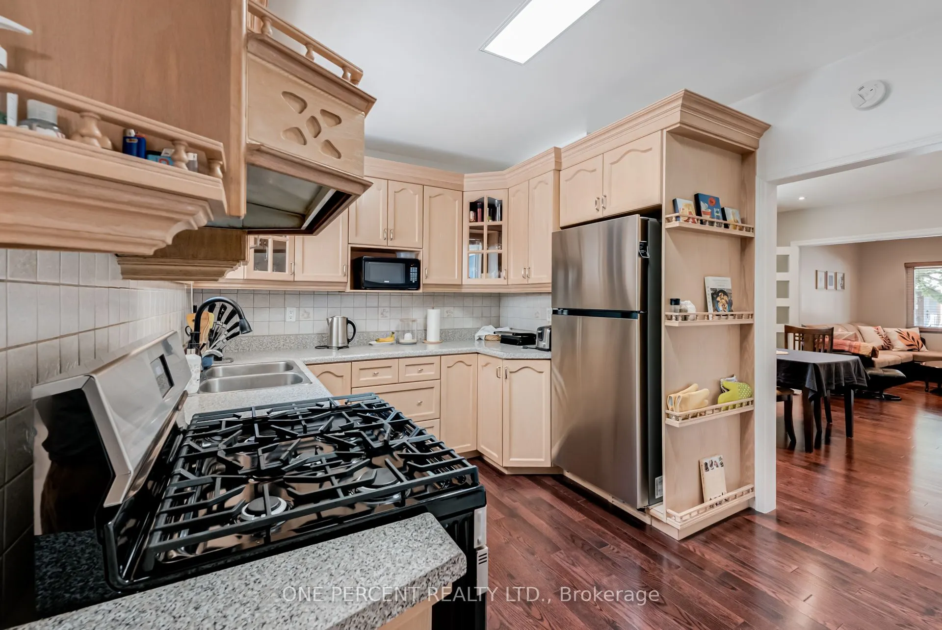 143 Silverthorn Avenue