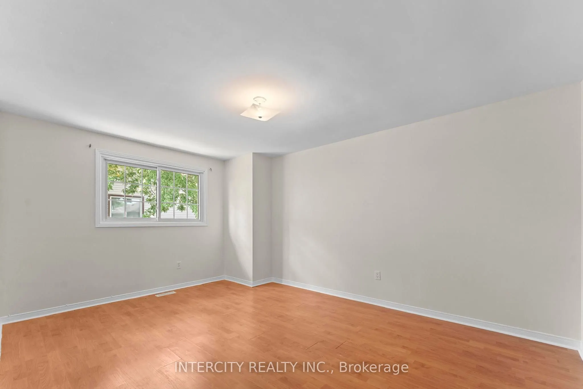 3 Gervais Drive
