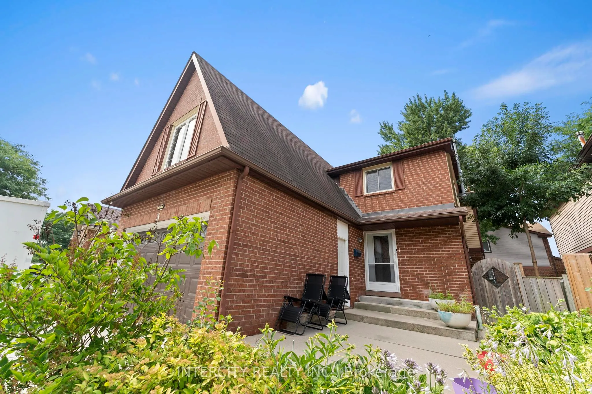 3 Gervais Drive
