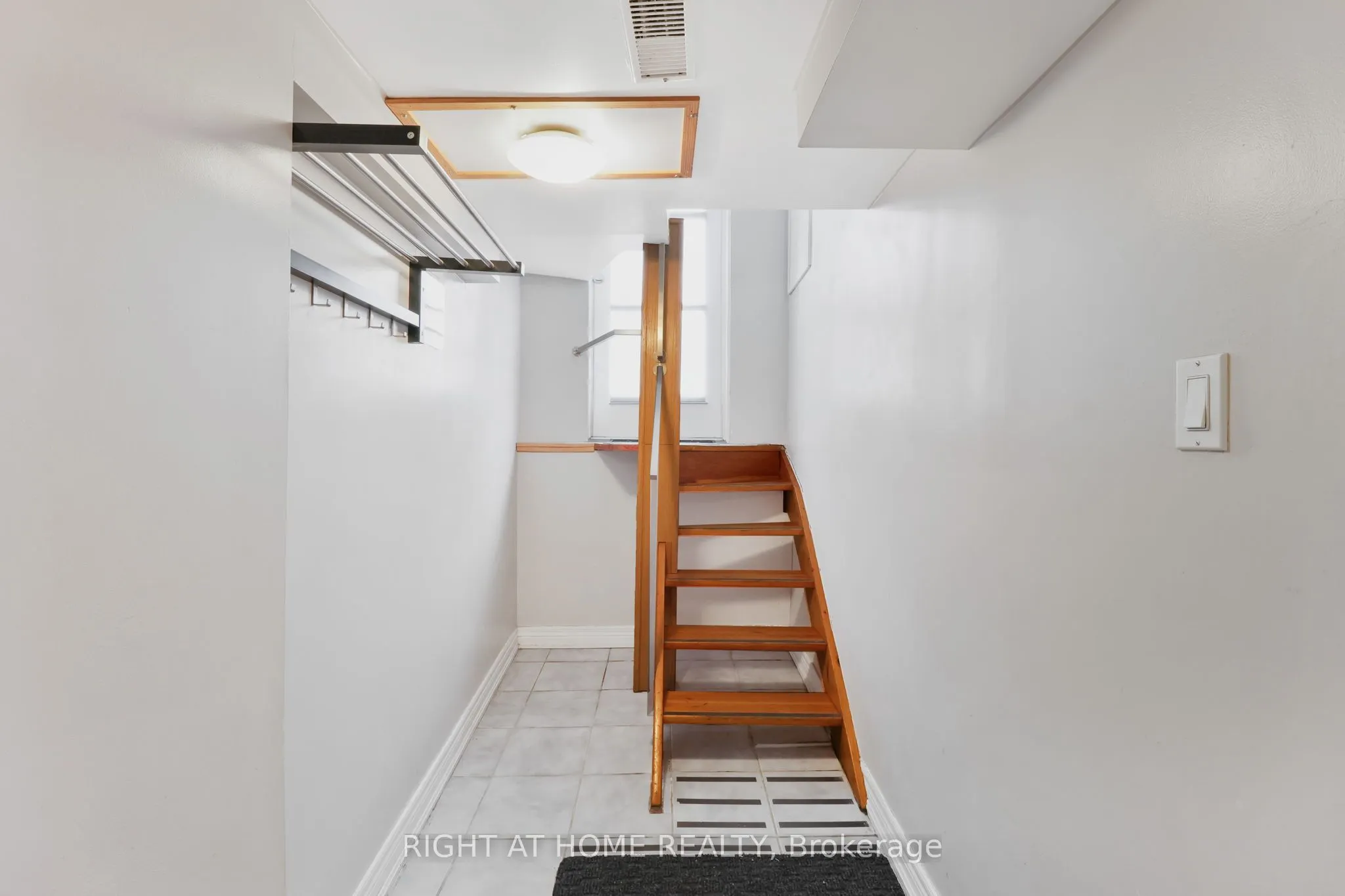 152 Wright Avenue