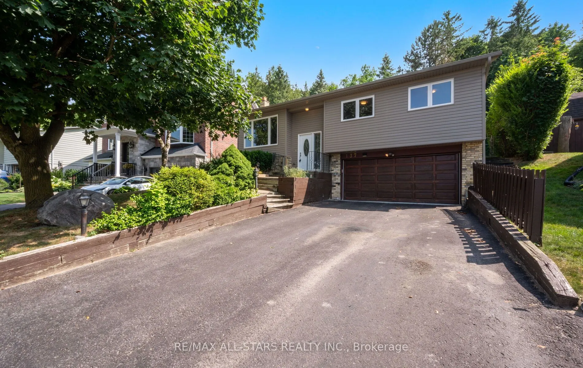 137 Connaught Crescent