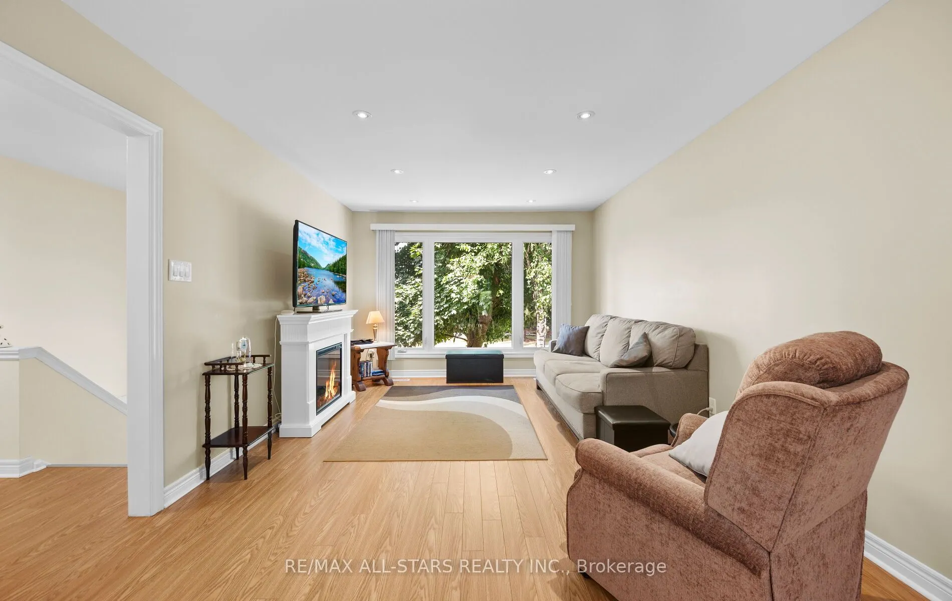 137 Connaught Crescent