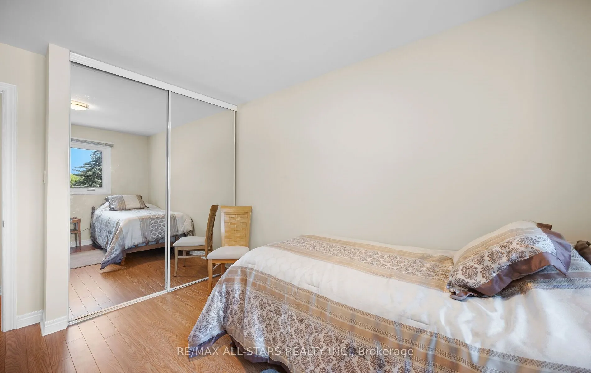 137 Connaught Crescent