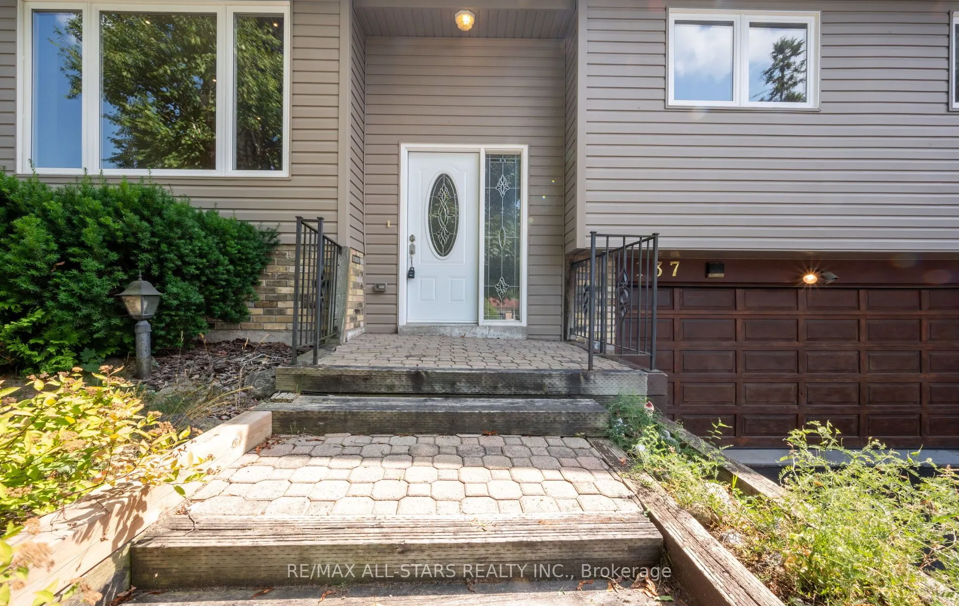 137 Connaught Crescent