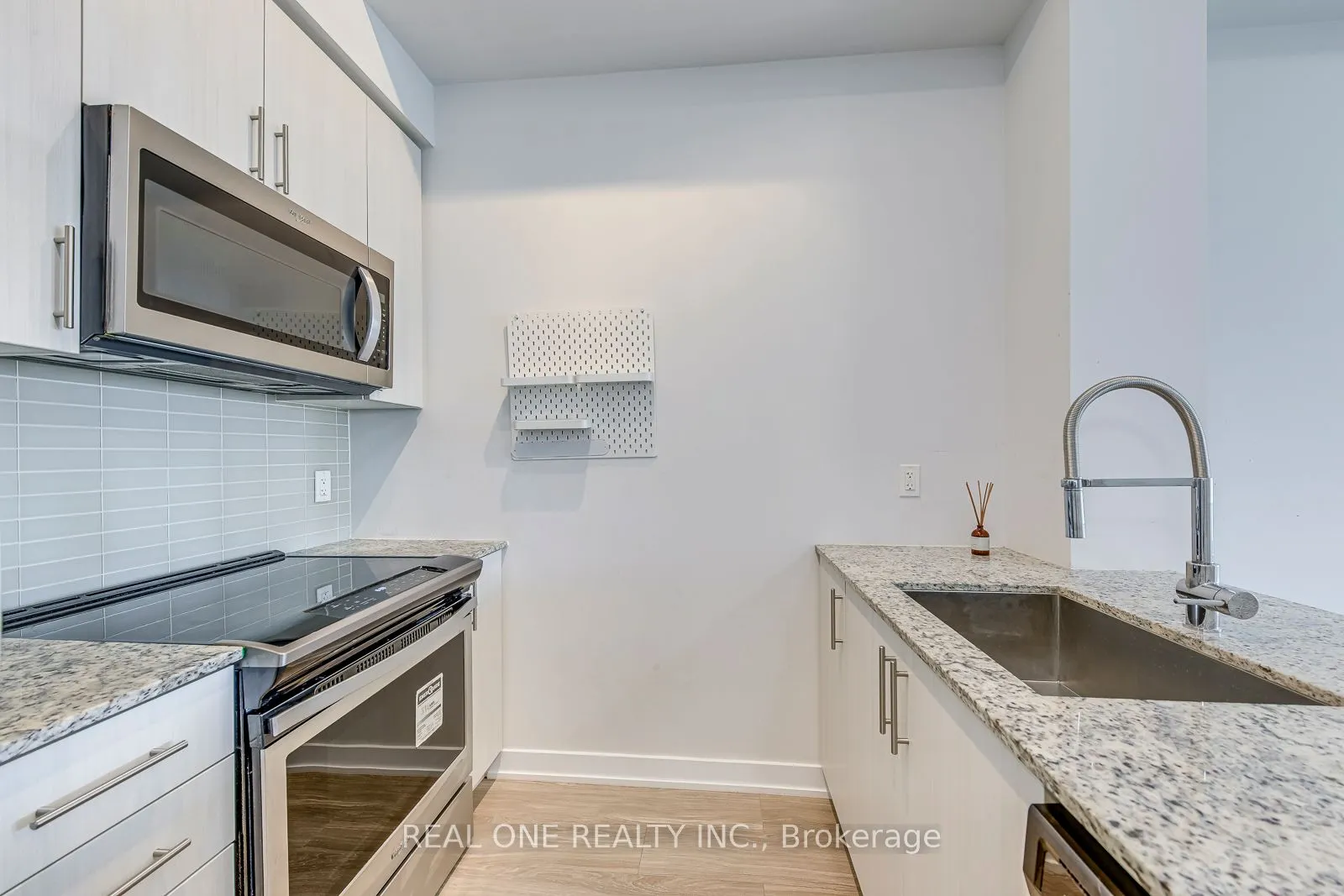 4055 Parkside Village Drive, #423