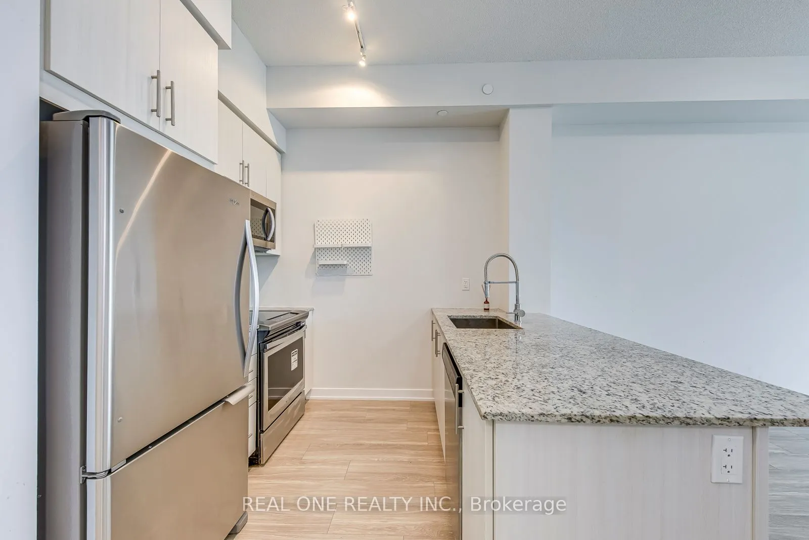 4055 Parkside Village Drive, #423