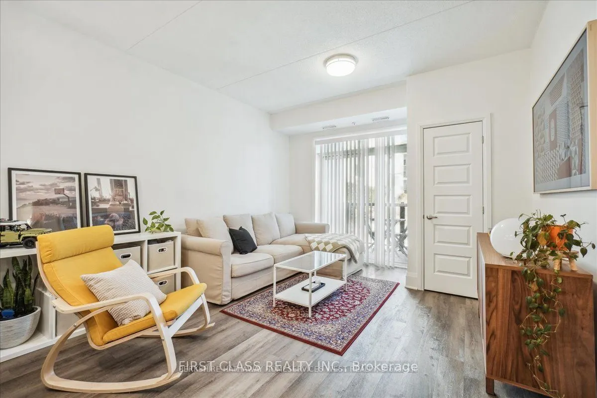 610 Farmstead Drive, #104