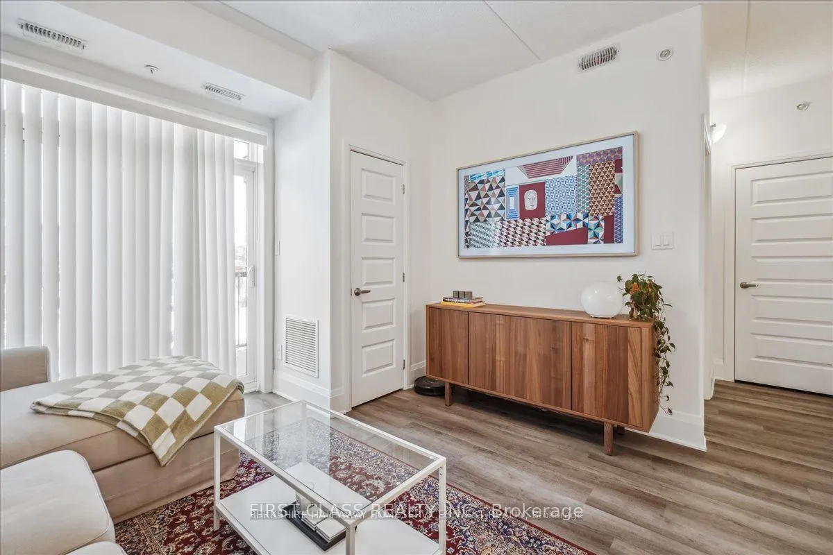 610 Farmstead Drive, #104
