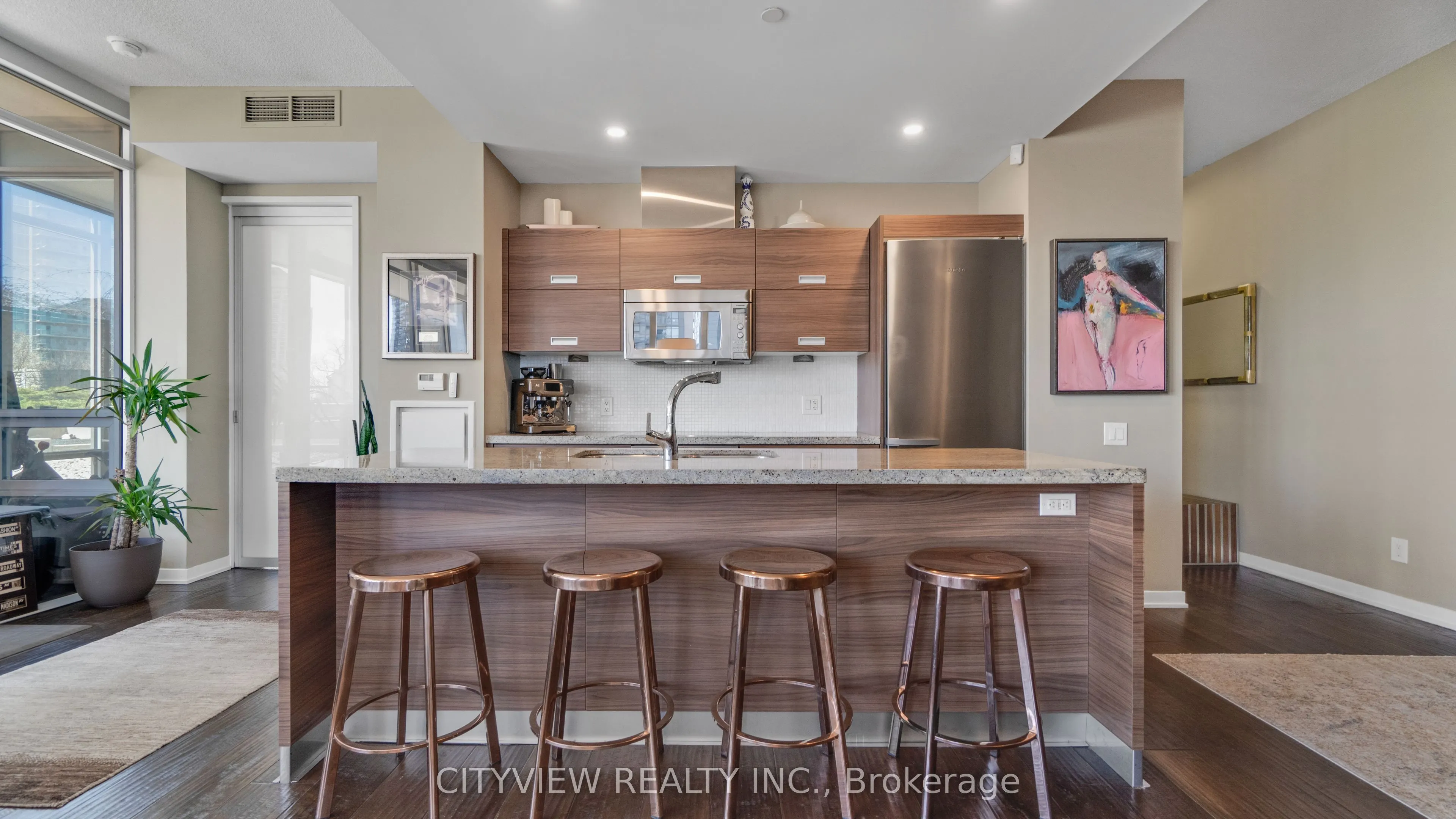 90 Park Lawn Road, #205