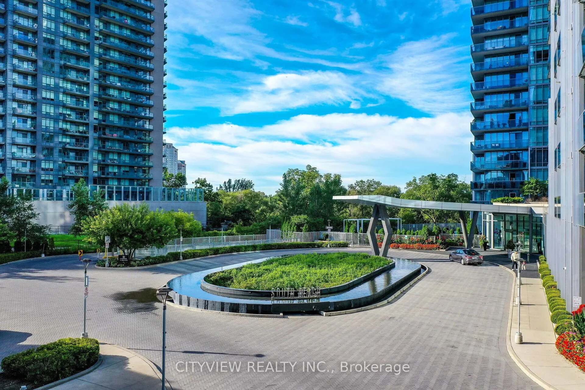90 Park Lawn Road, #205