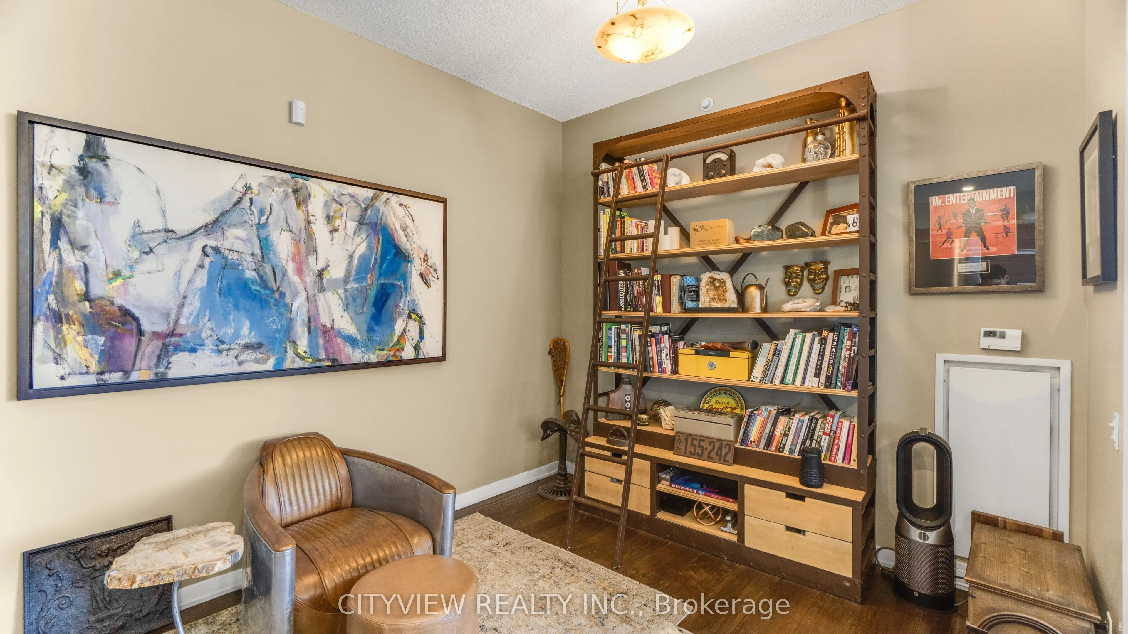 90 Park Lawn Road, #205