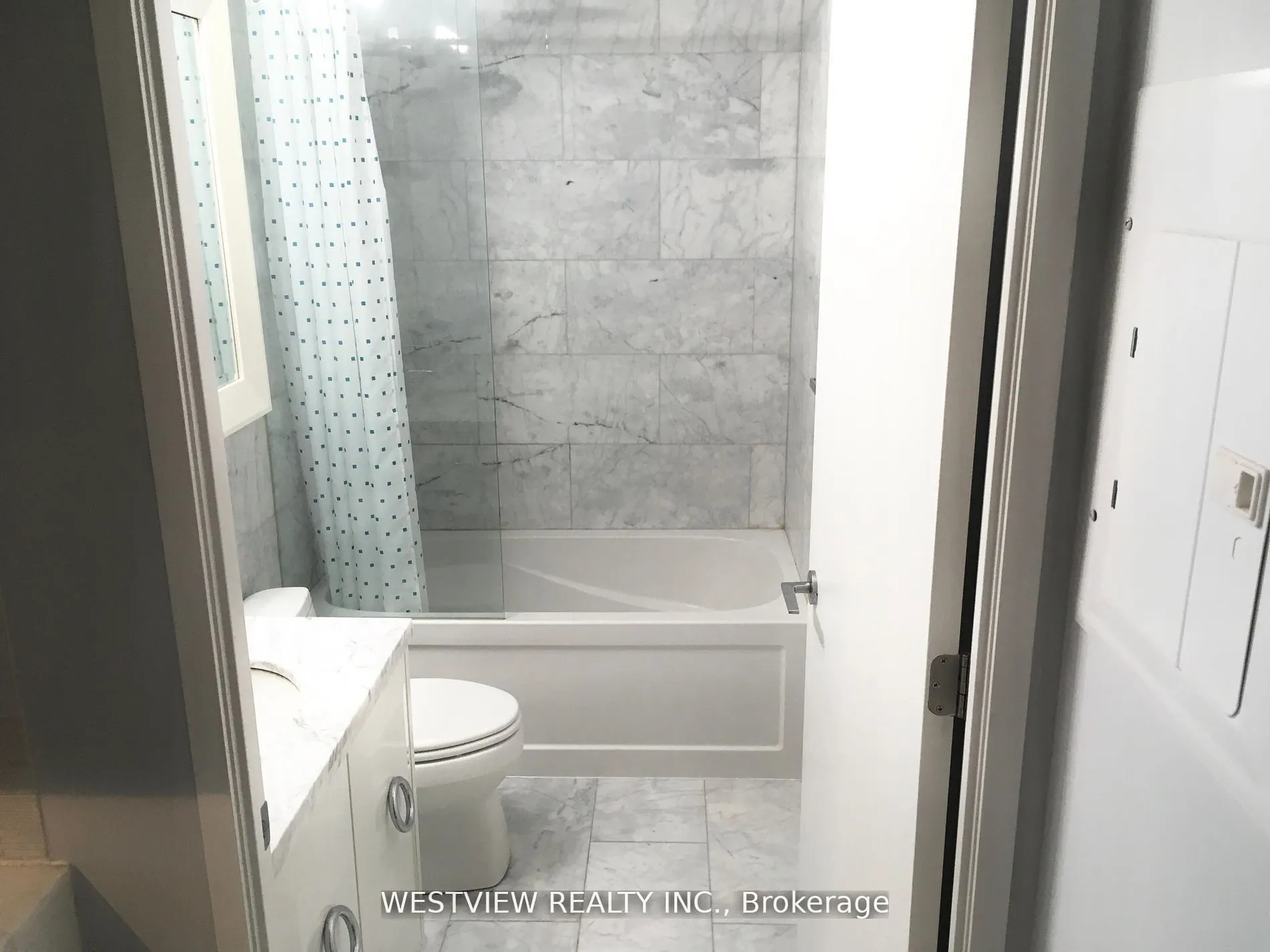 90 Park Lawn Road, #2301