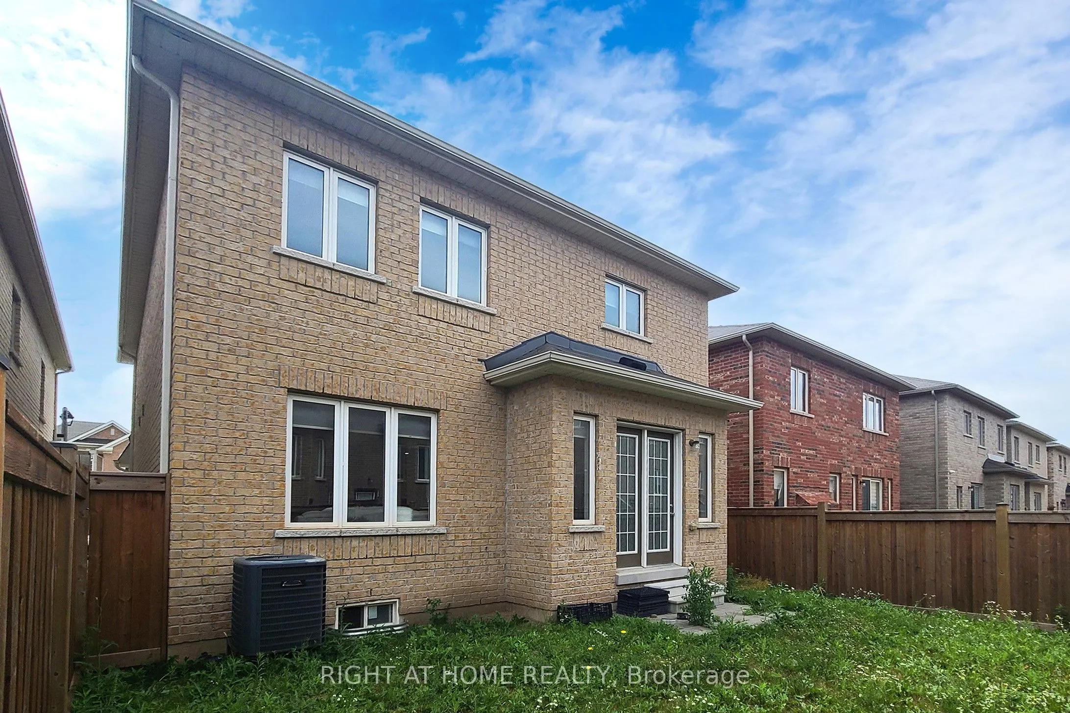 423 Grindstone Trail