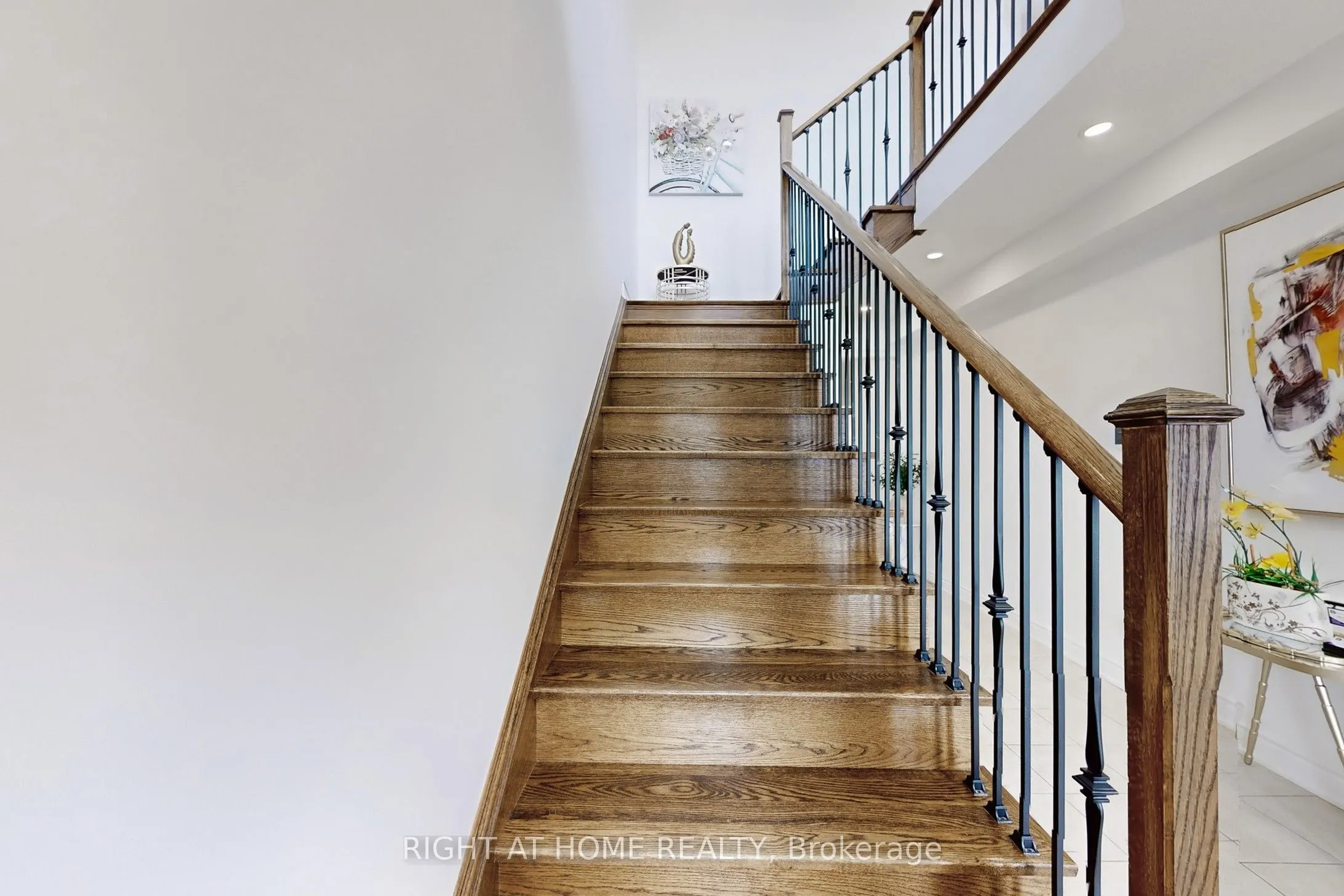 423 Grindstone Trail