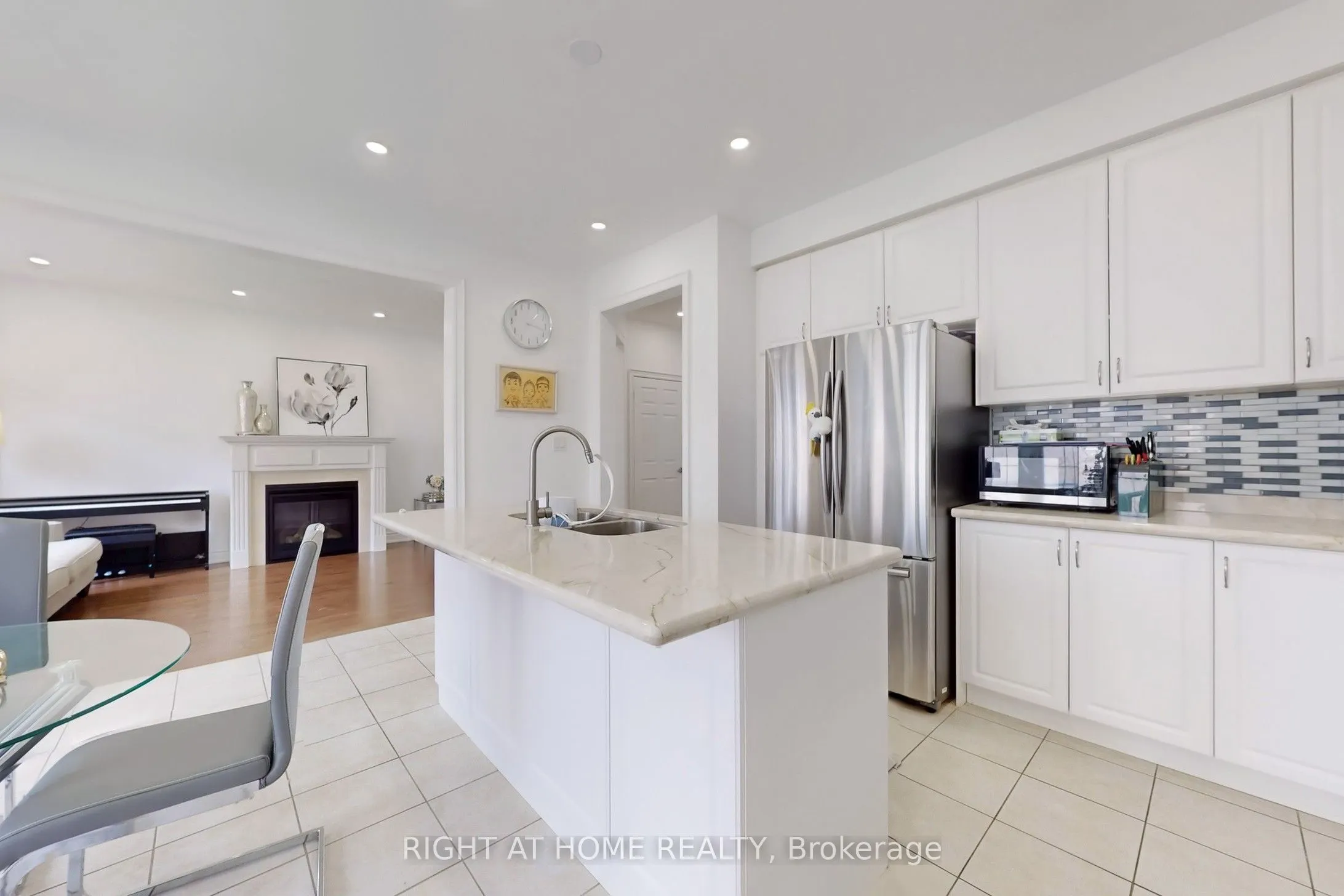 423 Grindstone Trail