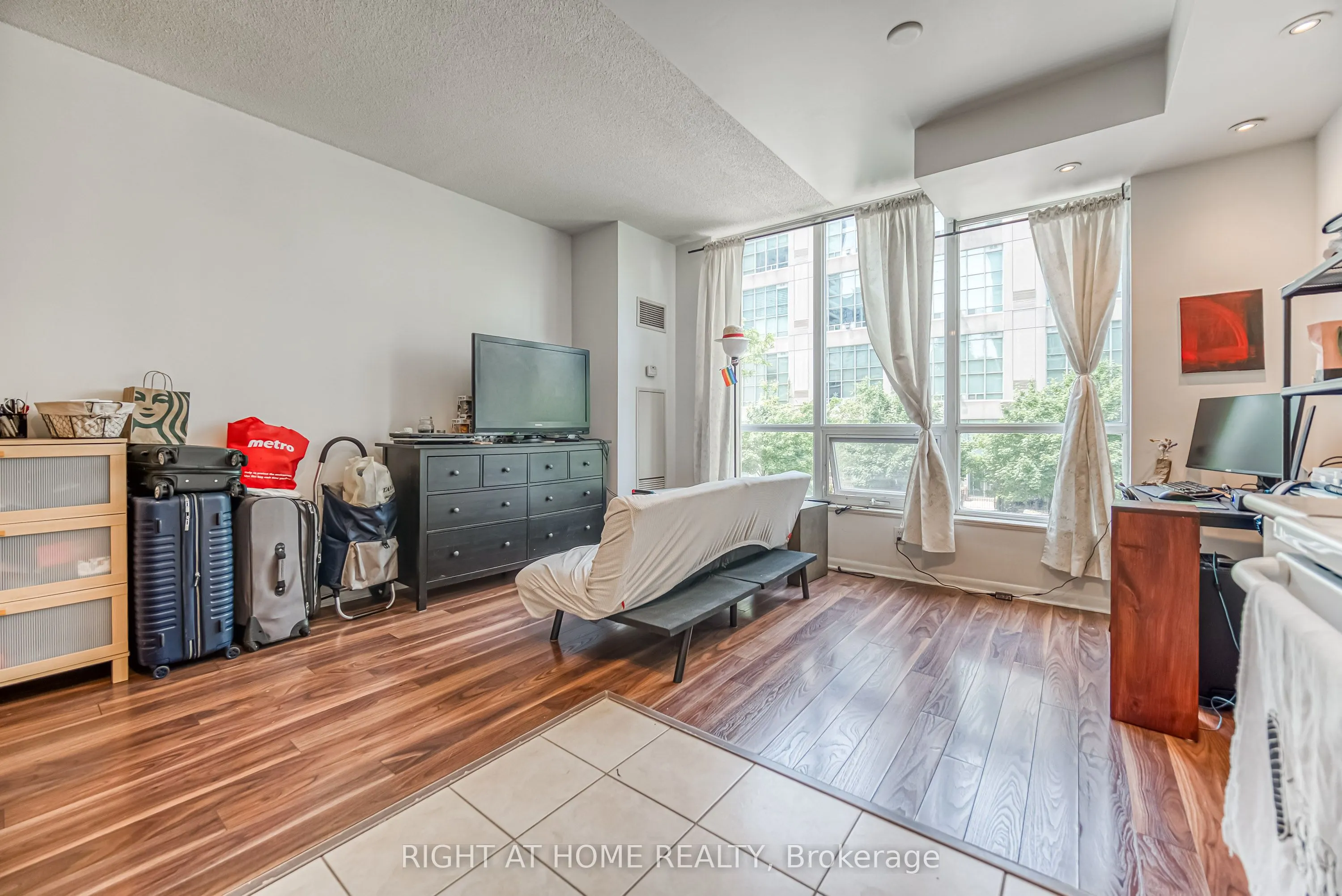 185 Legion Road N, #214