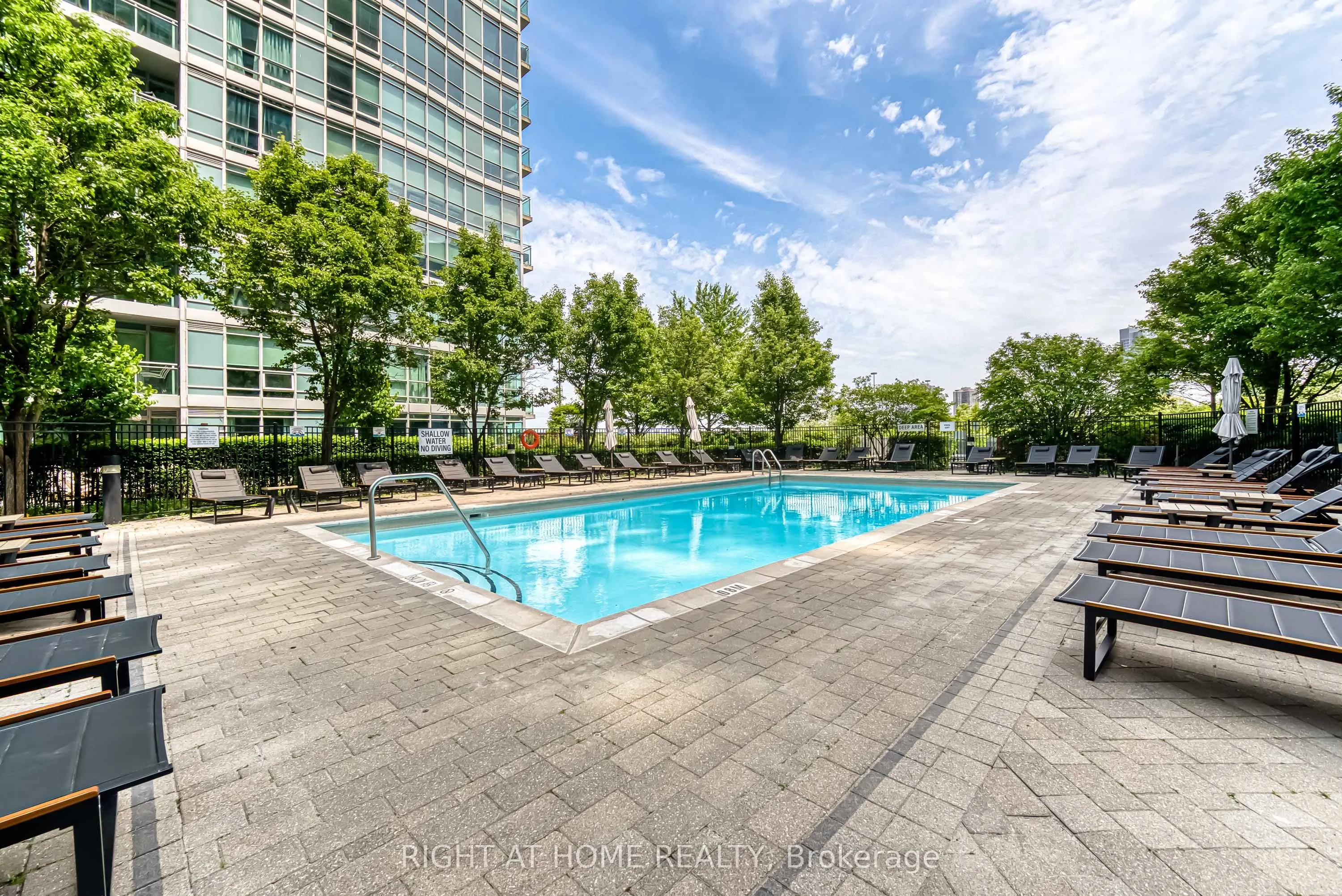 185 Legion Road N, #214