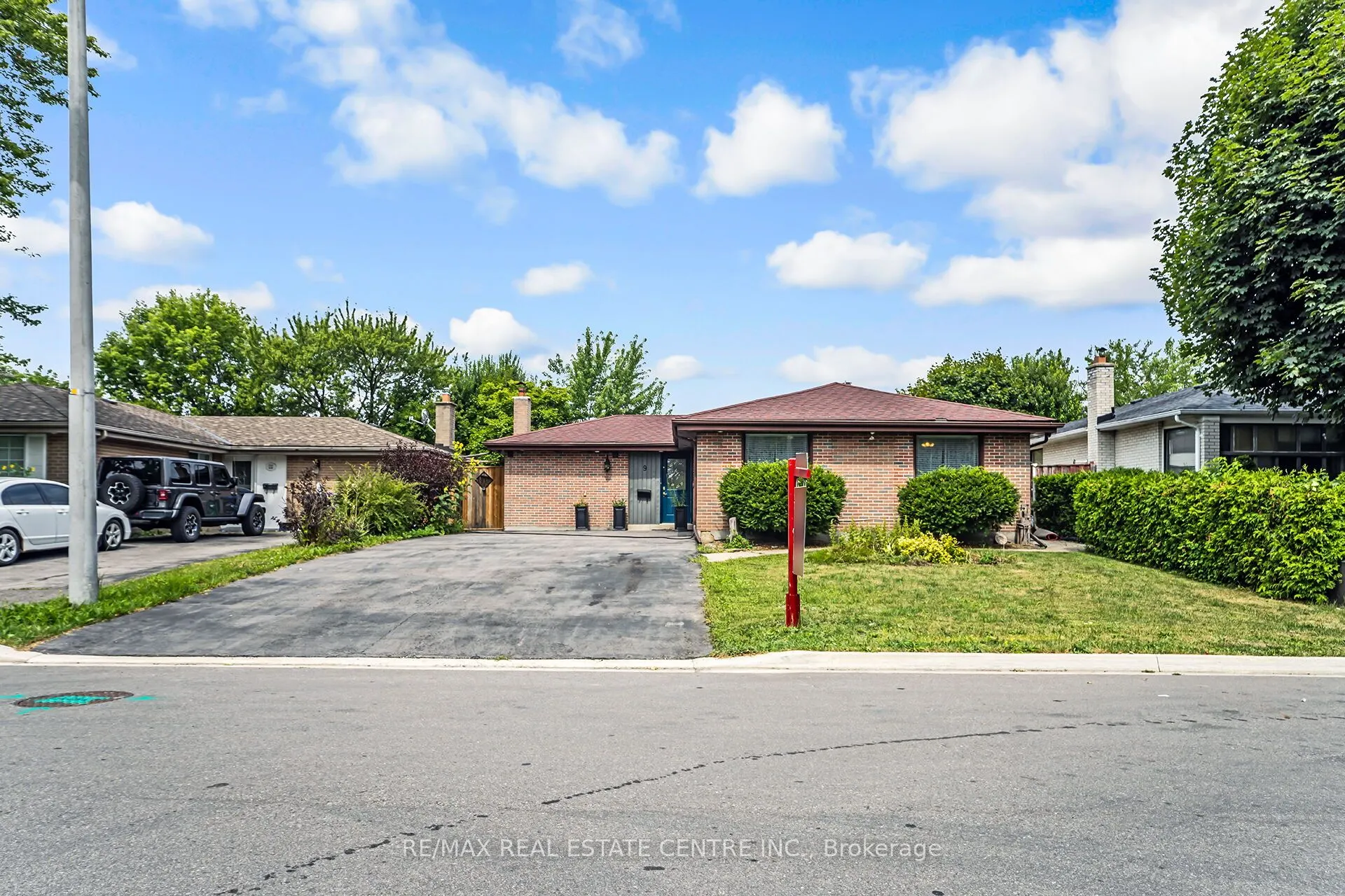 9 Watson Crescent