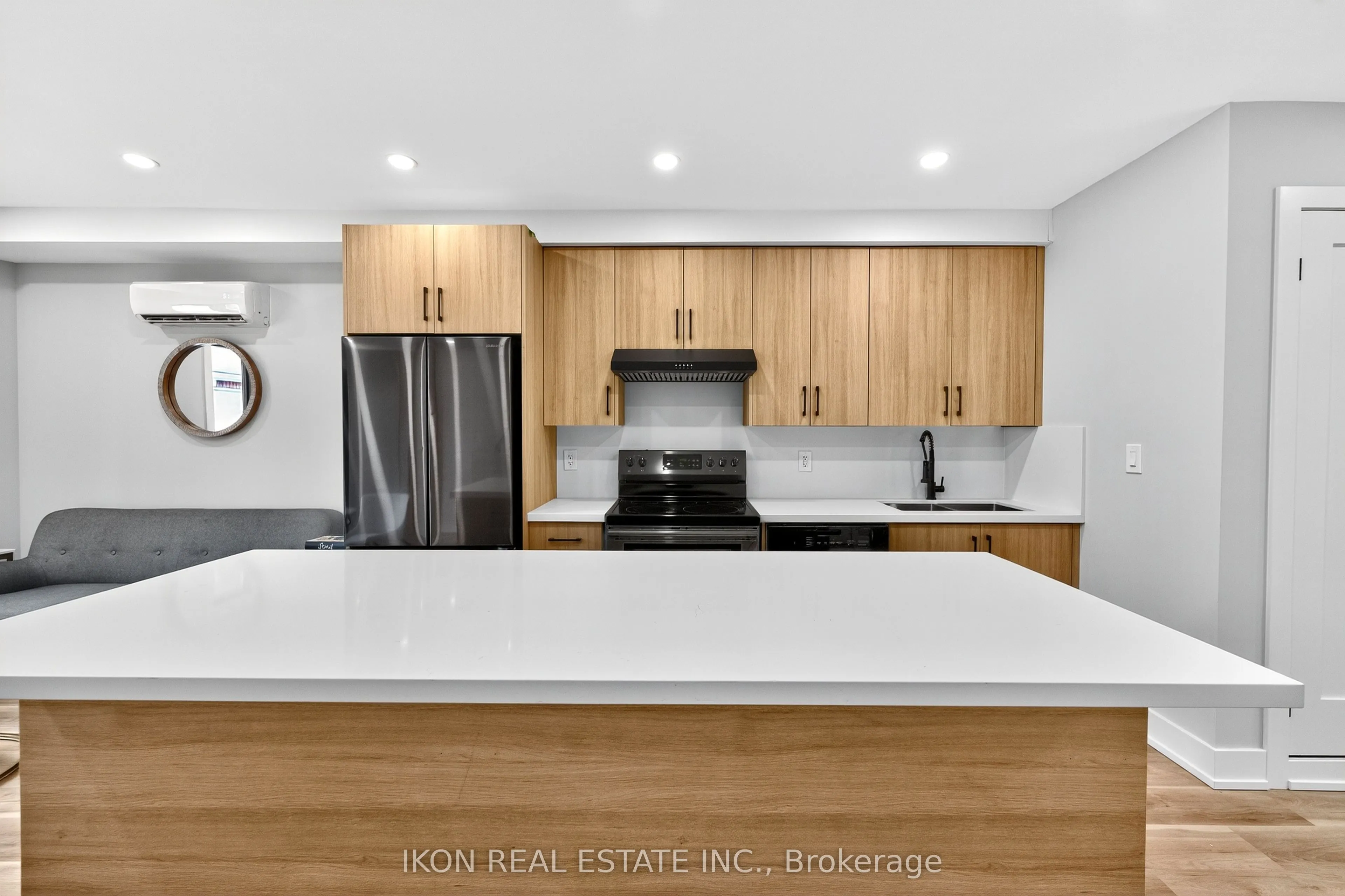 475 Delaware Avenue
