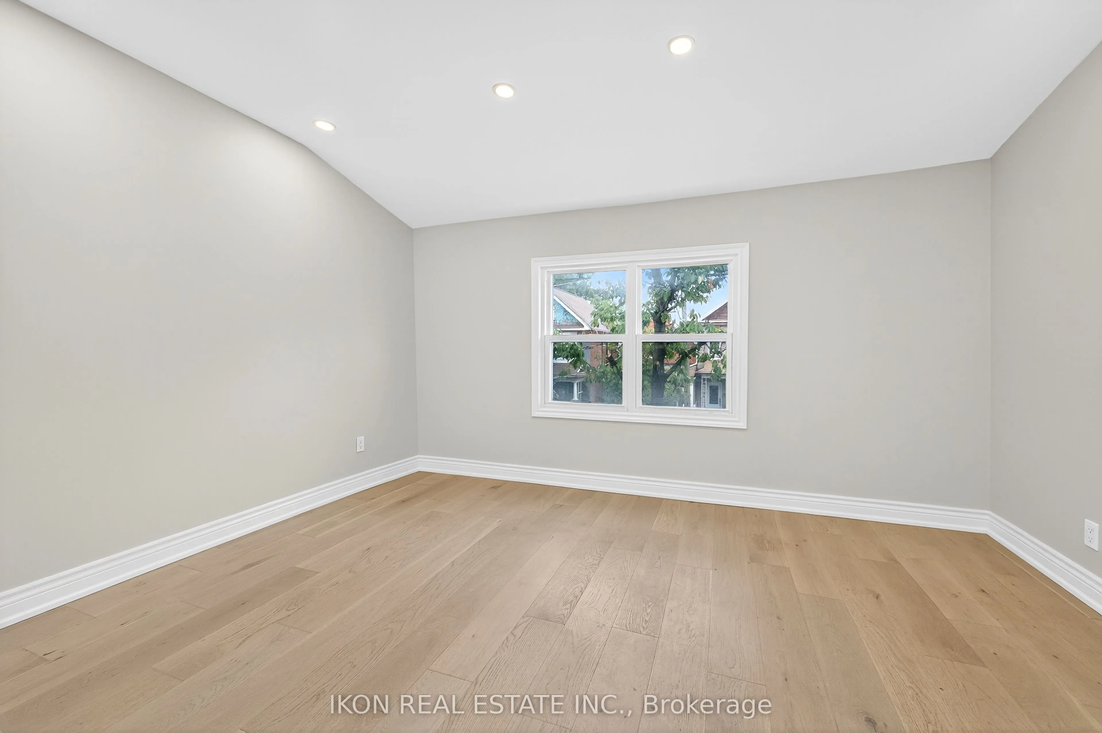 475 Delaware Avenue