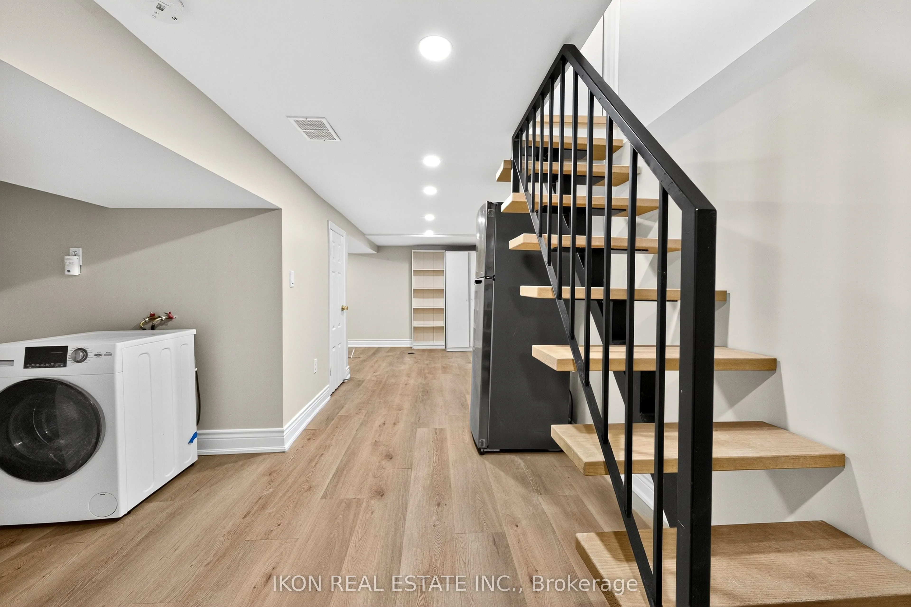 475 Delaware Avenue
