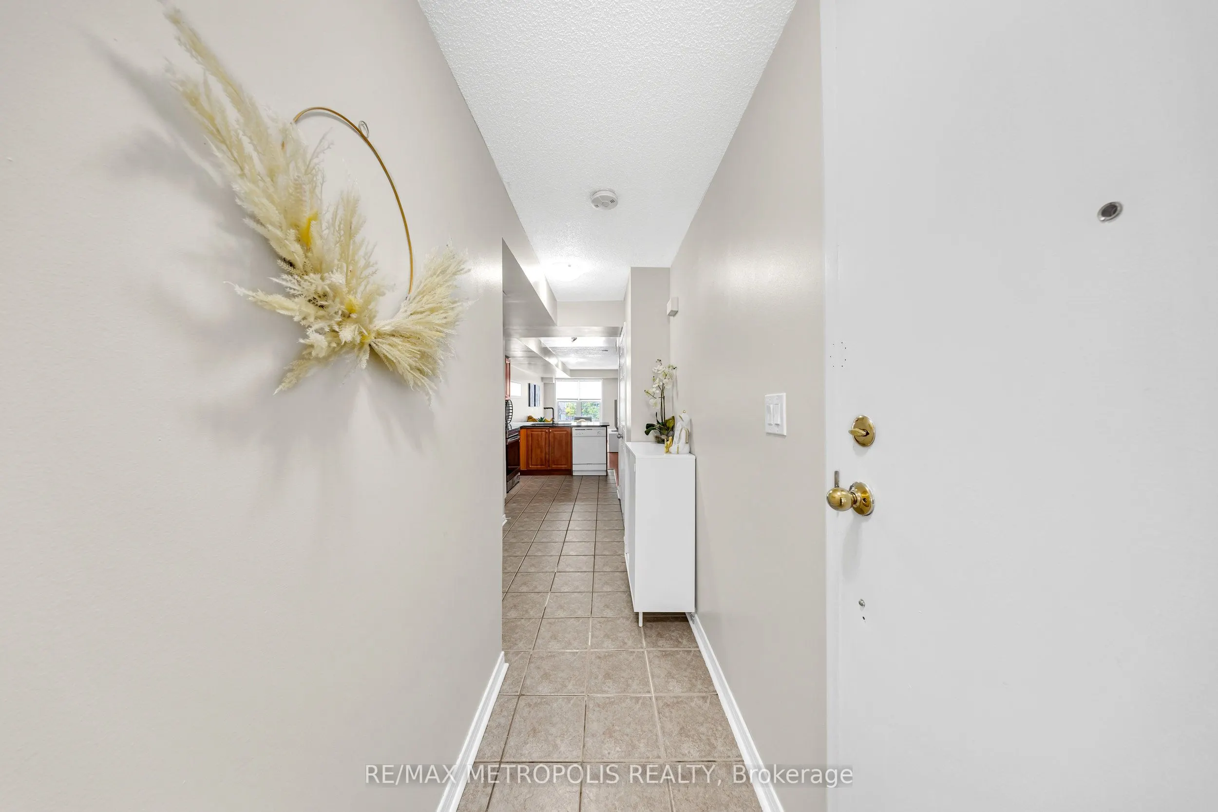 37 Four Winds Drive, #19