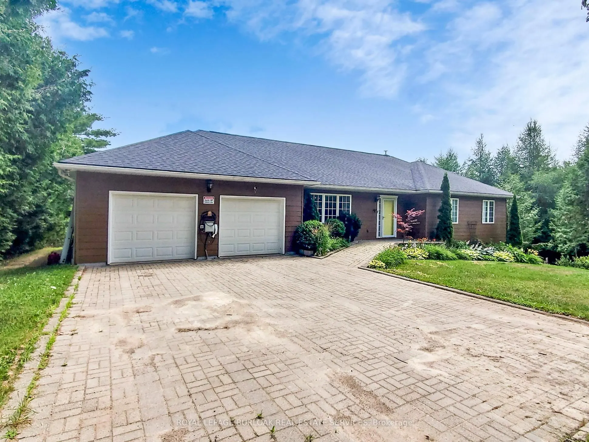 569 Highpoint Side Road