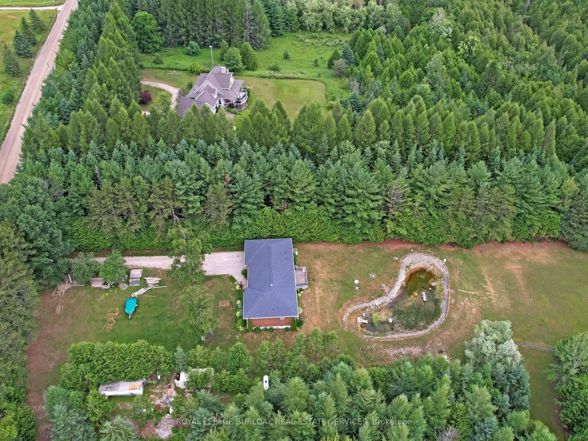 569 Highpoint Side Road